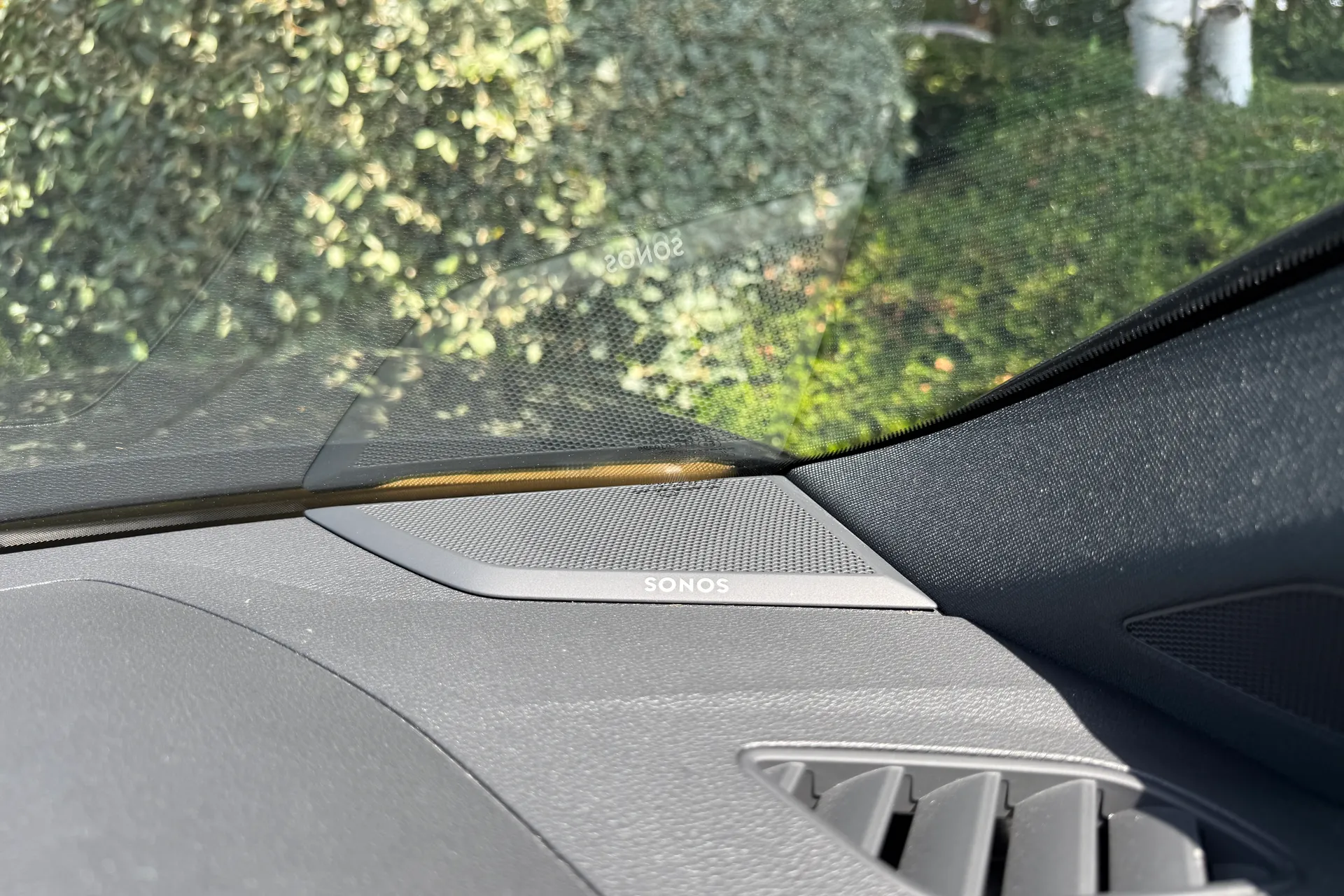 Audi Q3 thumbnail image number 34