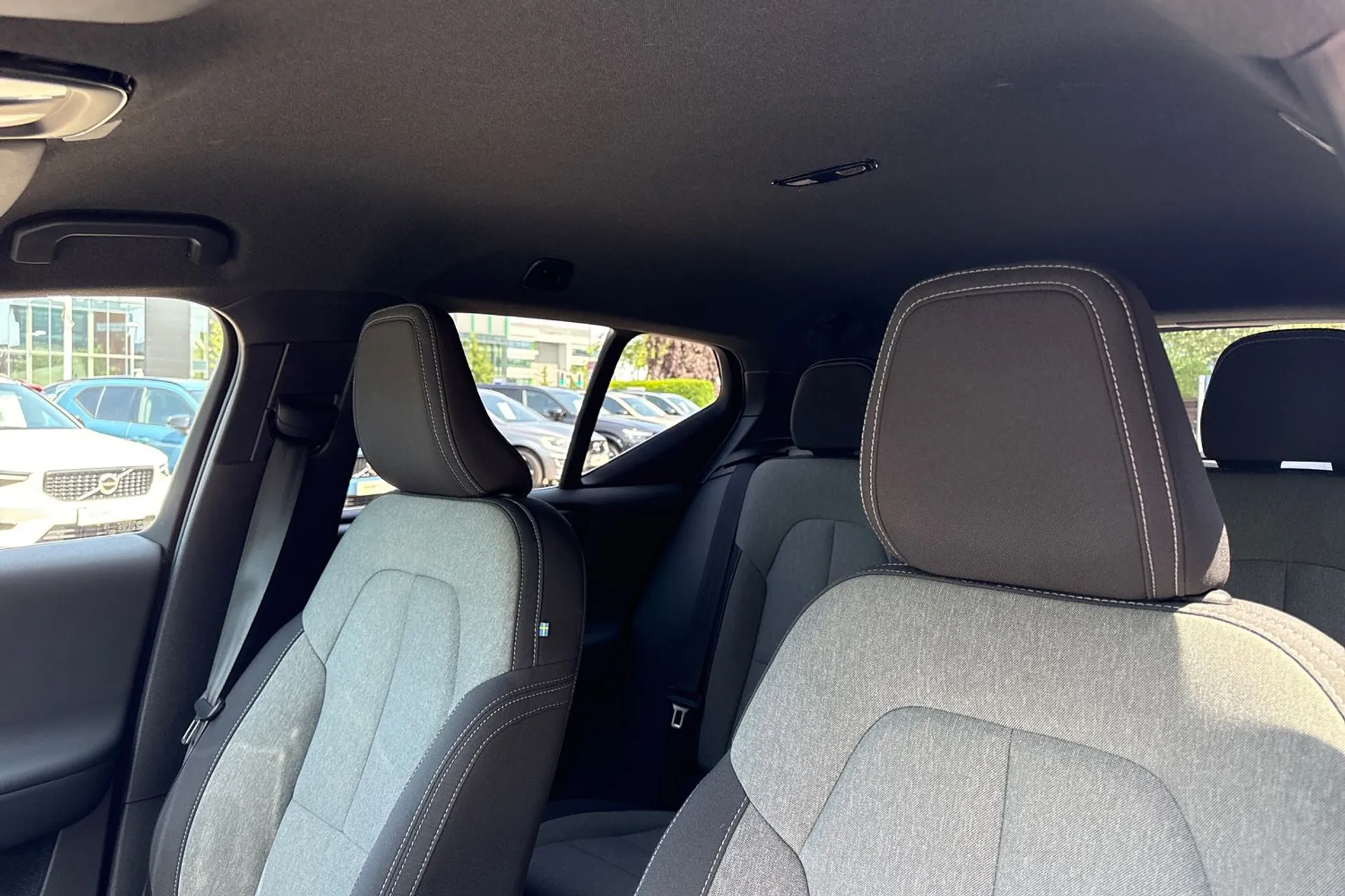 Volvo XC40 thumbnail image number 29