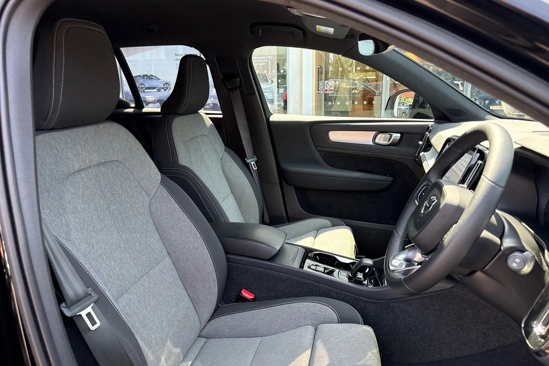 Volvo XC40 thumbnail image number 26