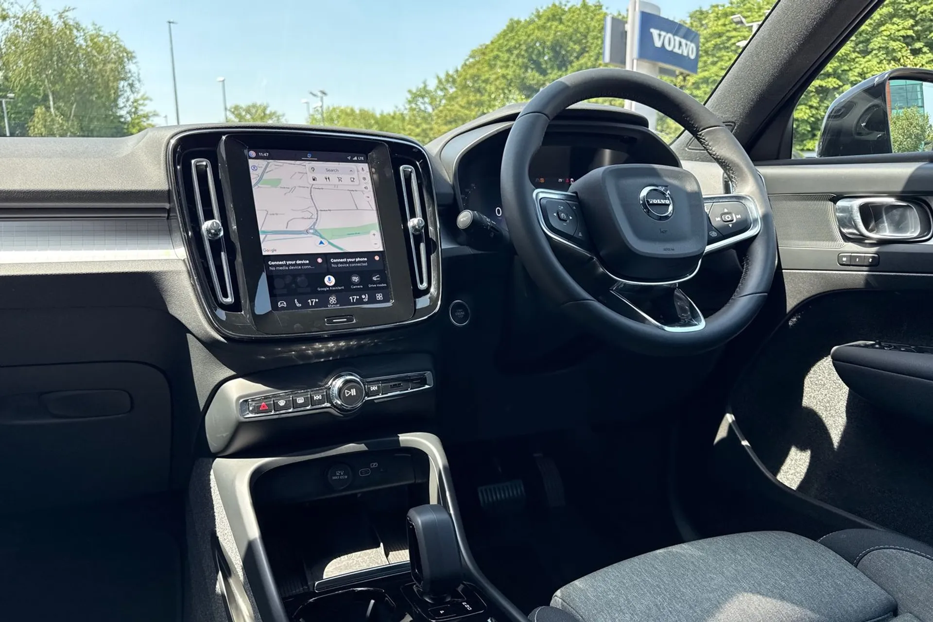Volvo XC40 thumbnail image number 35