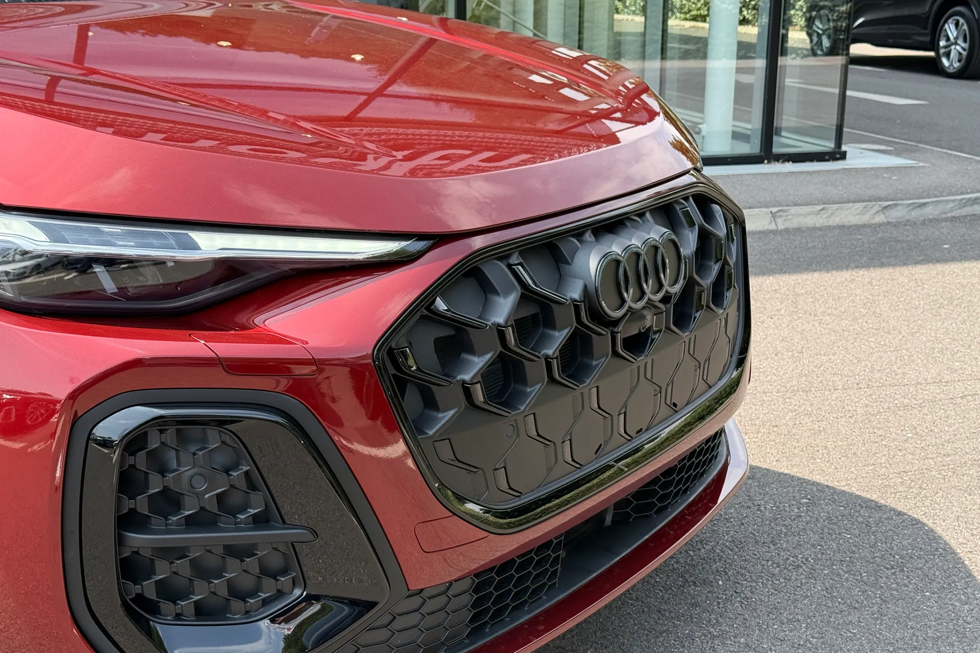 Audi Q5 thumbnail image number 8