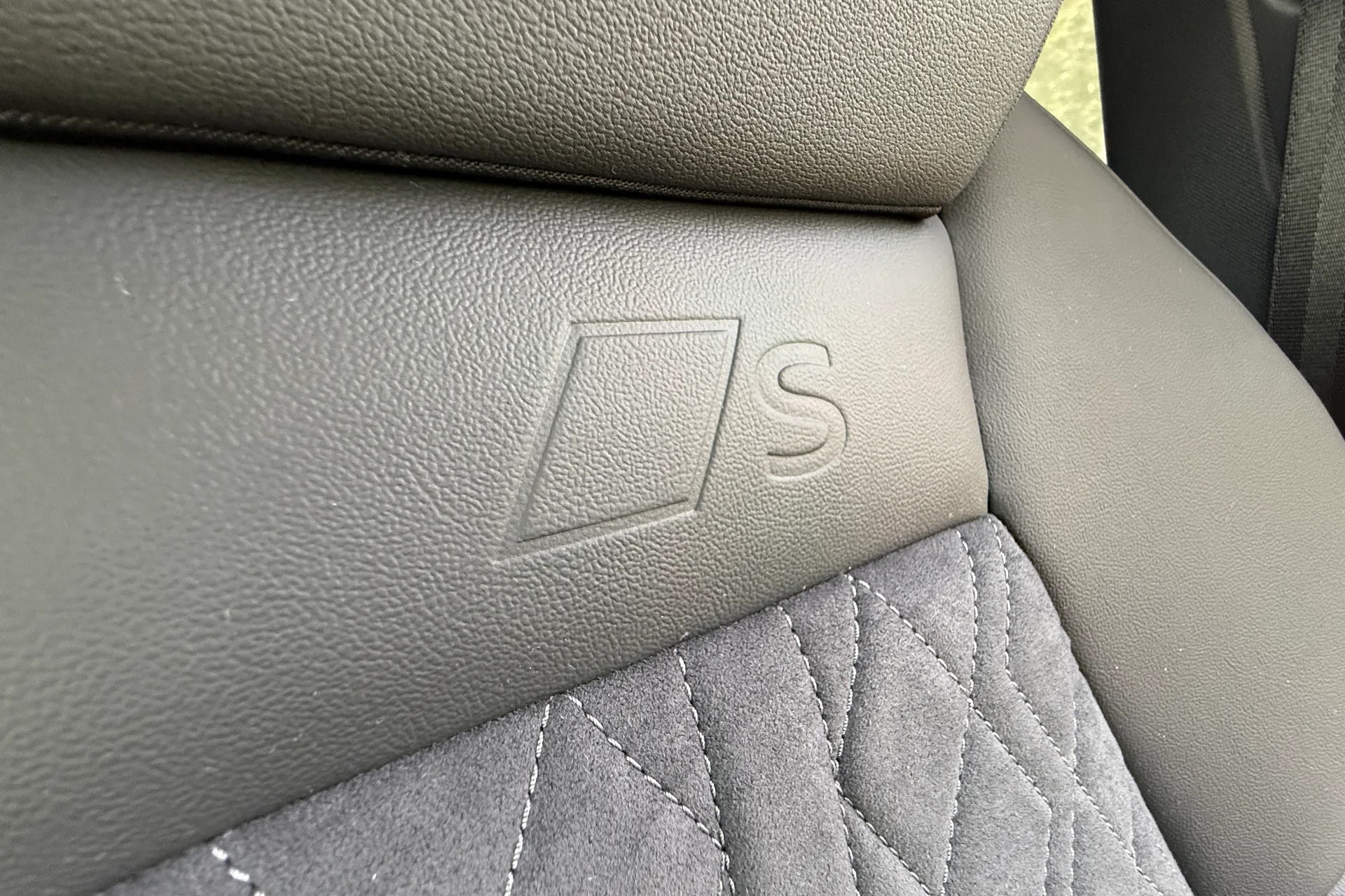 Audi Q5 thumbnail image number 36