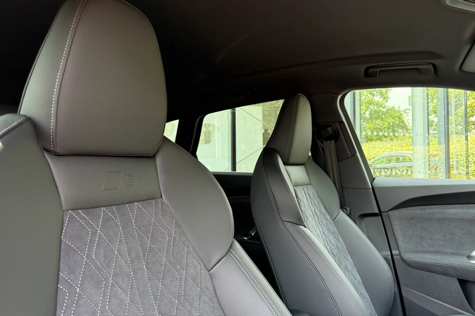 Audi Q5 thumbnail image number 17