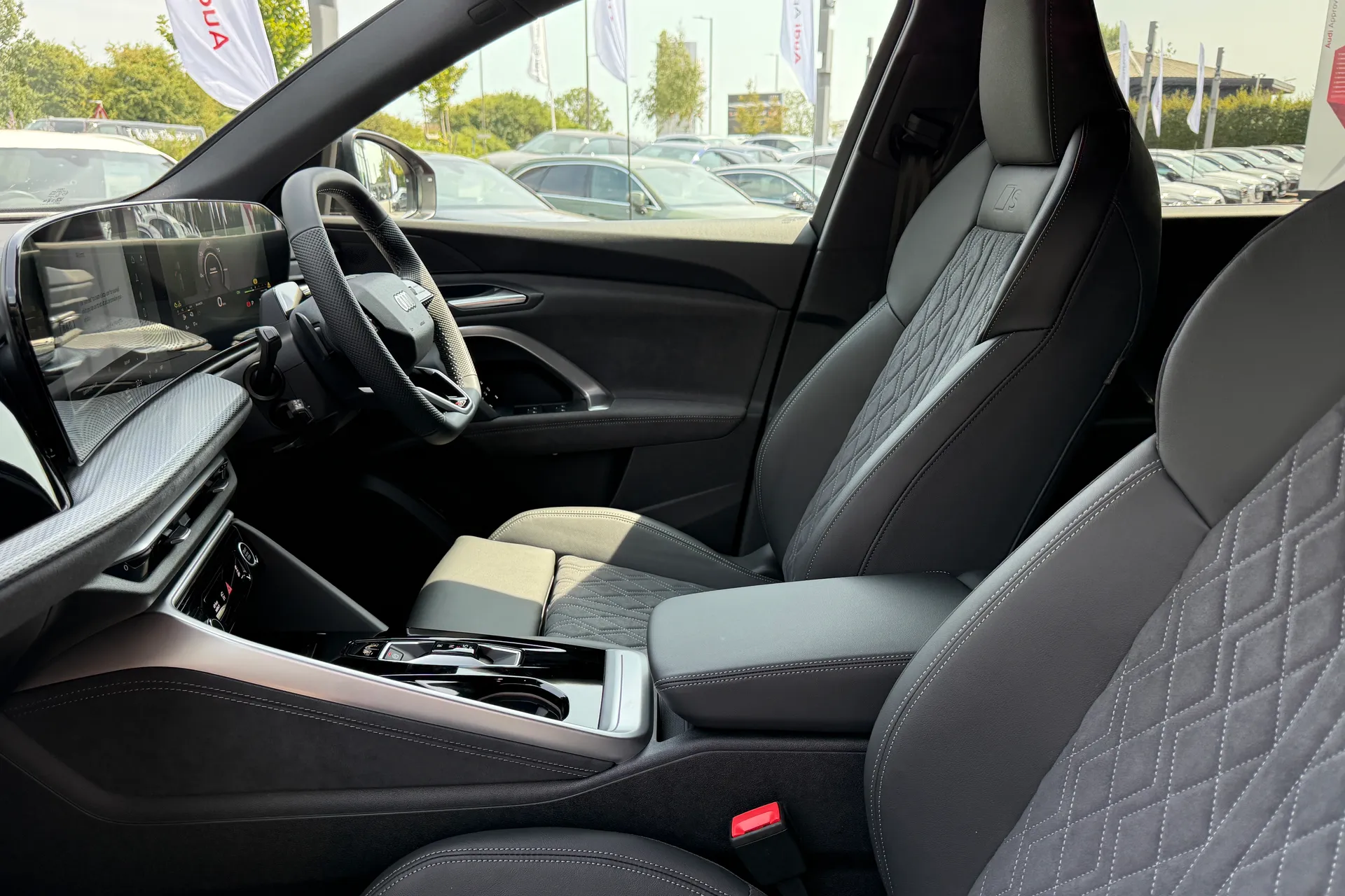 Audi Q5 thumbnail image number 30