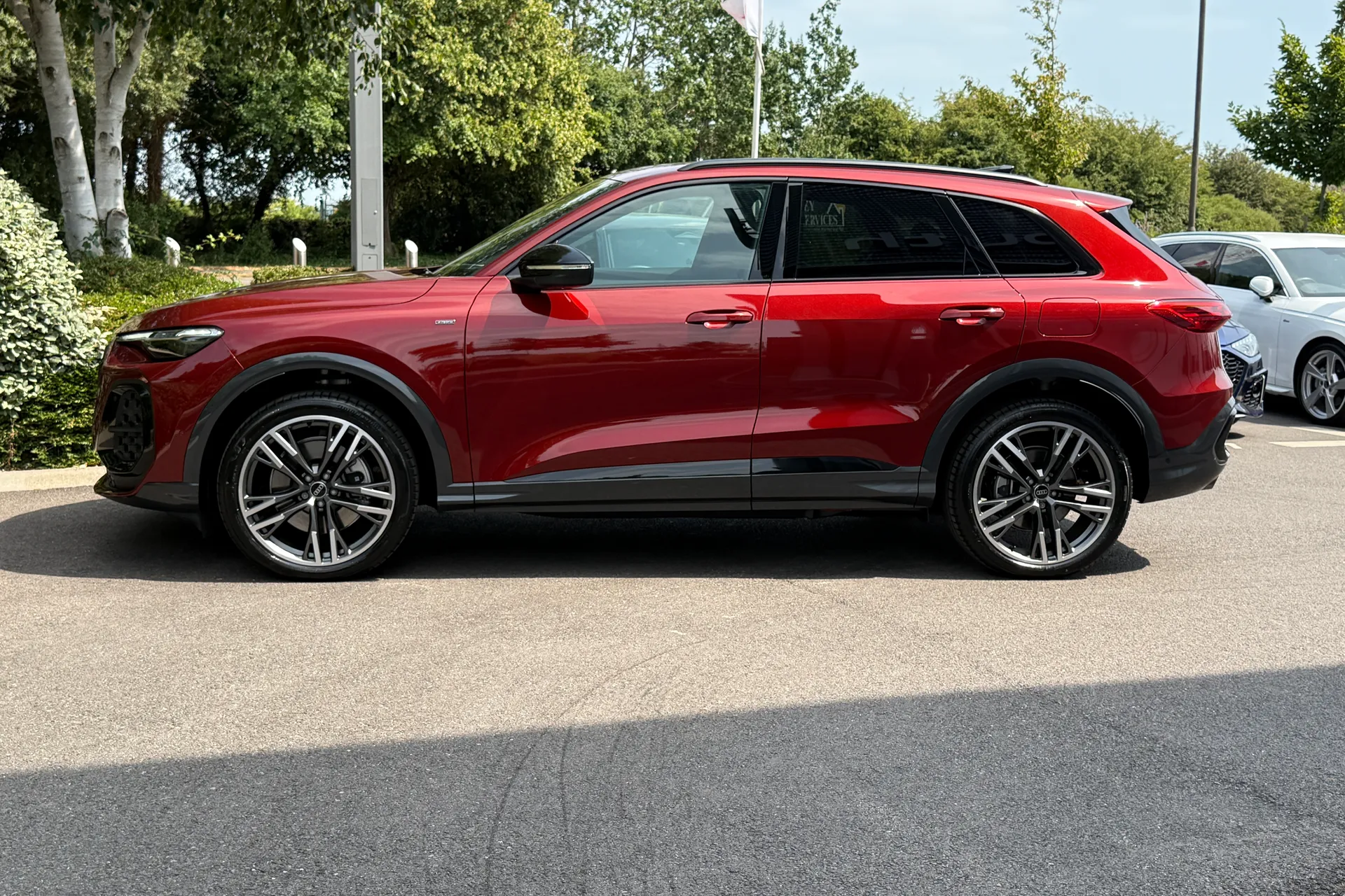 Audi Q5 thumbnail image number 13