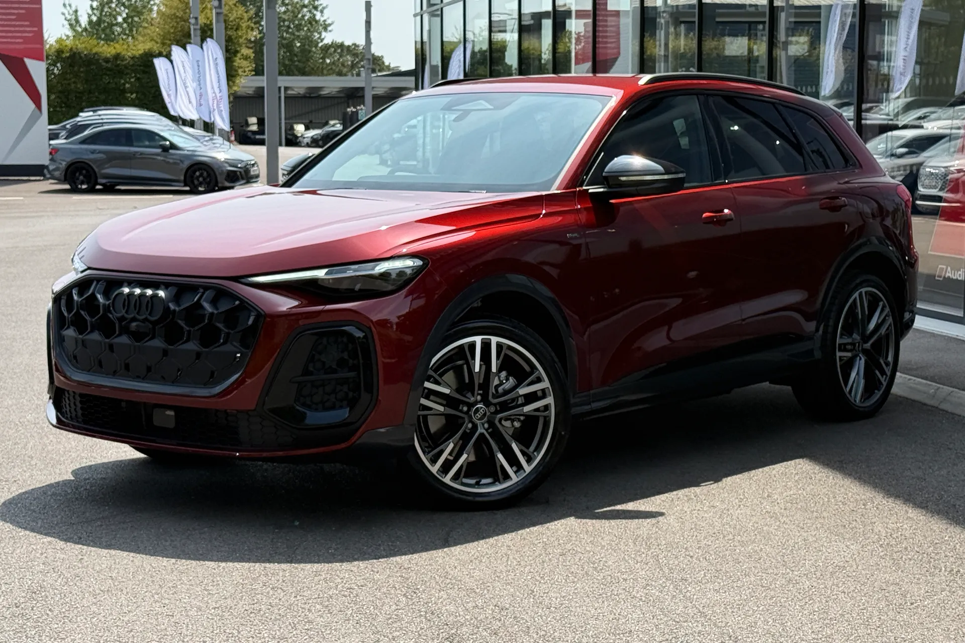 Audi Q5 thumbnail image number 6