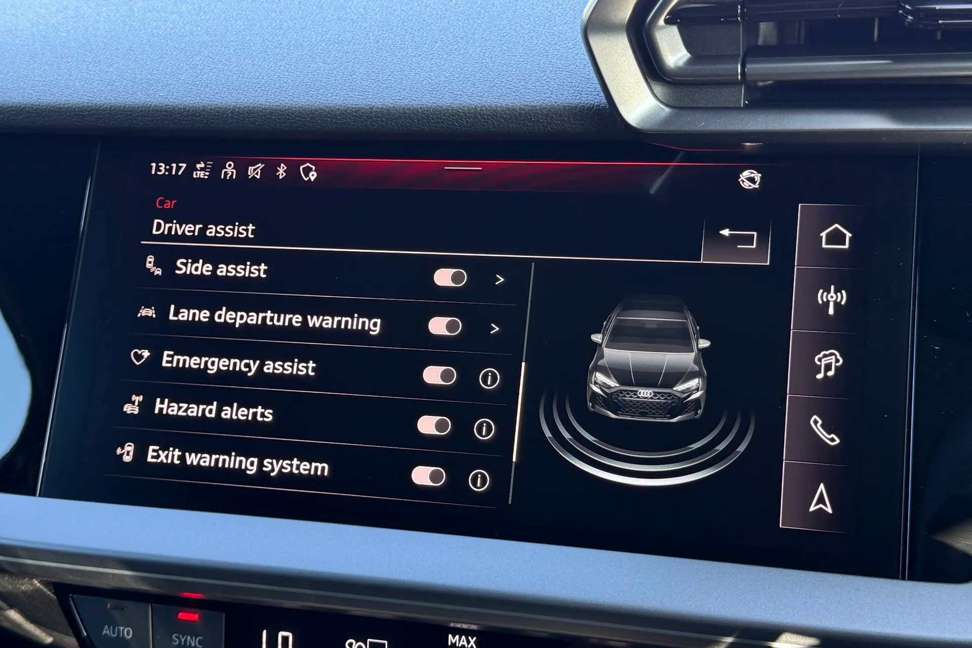 Audi RS3 thumbnail image number 19