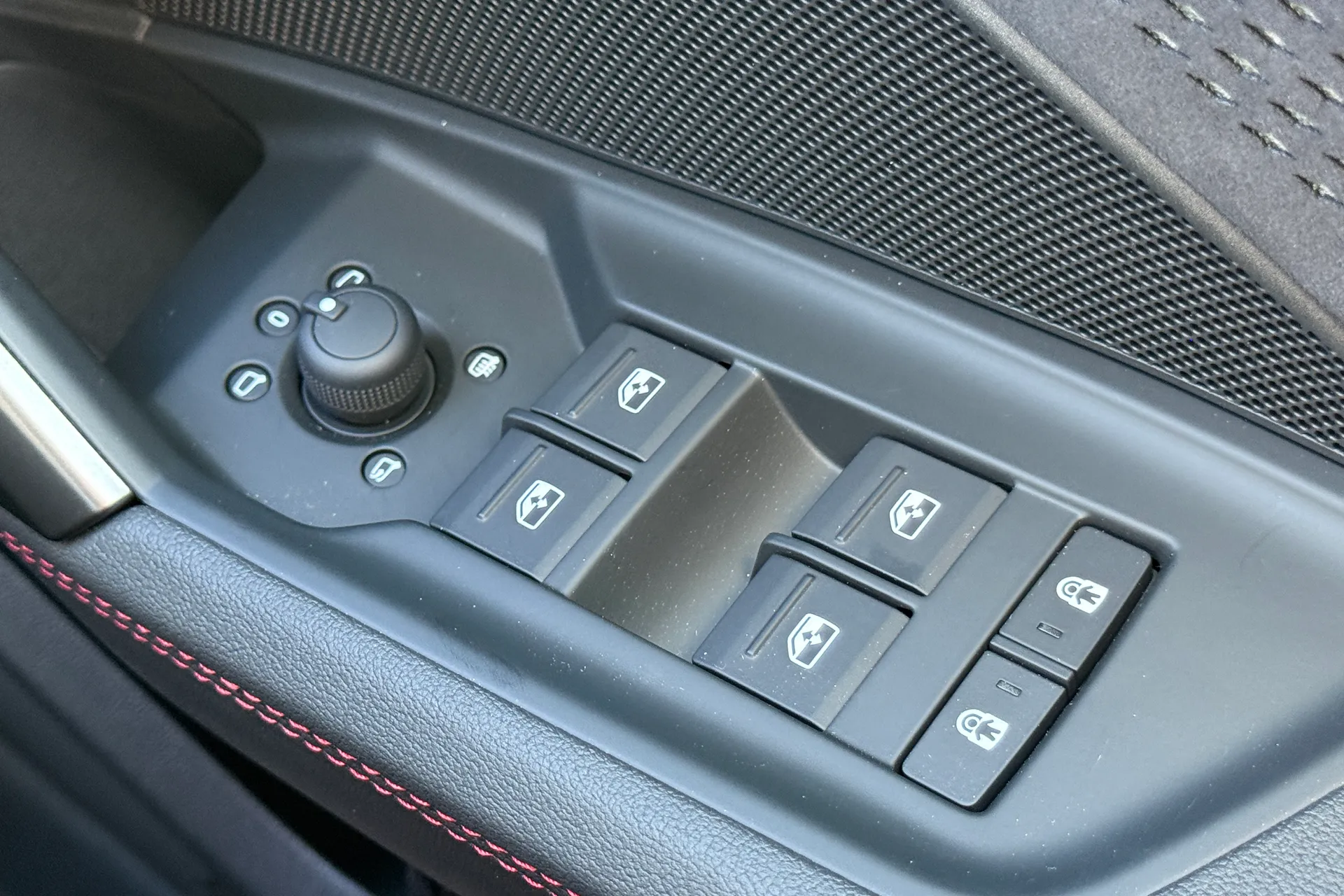 Audi RS3 thumbnail image number 31