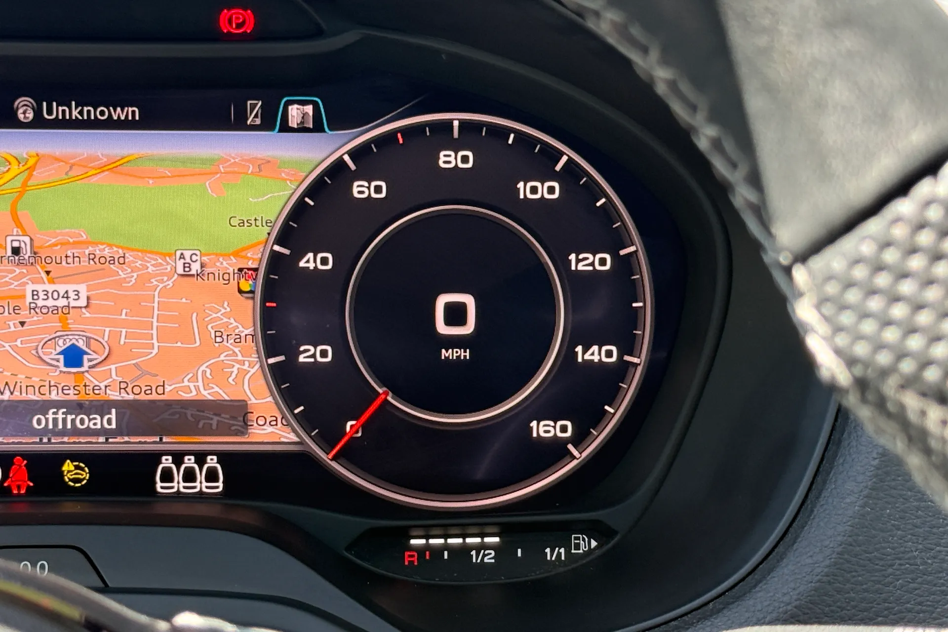 Audi Q2 thumbnail image number 13