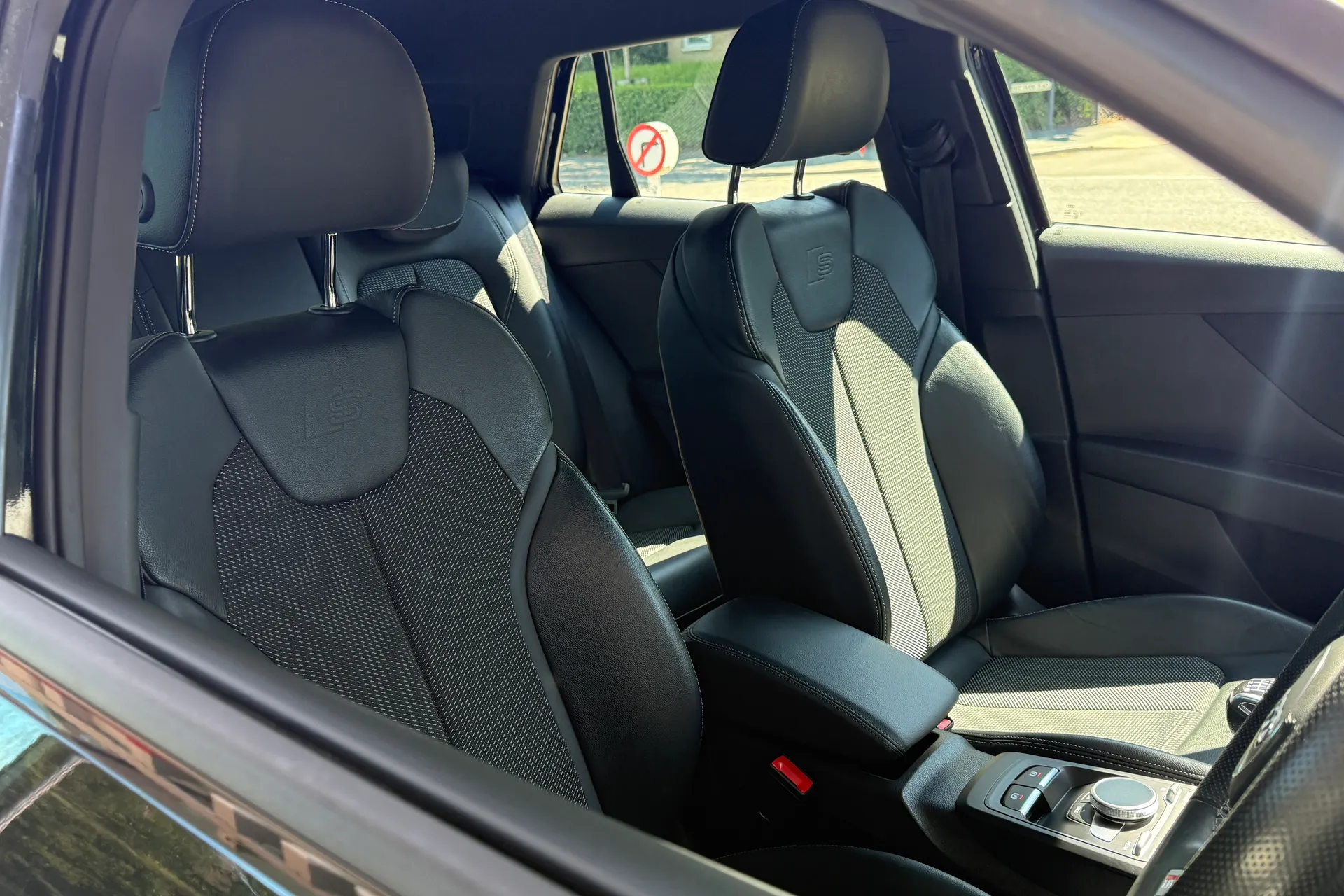 Audi Q2 thumbnail image number 35