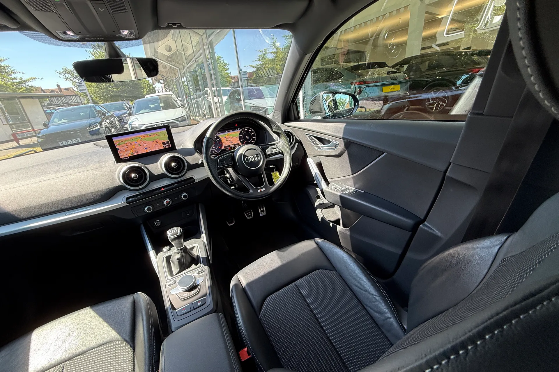 Audi Q2 thumbnail image number 43