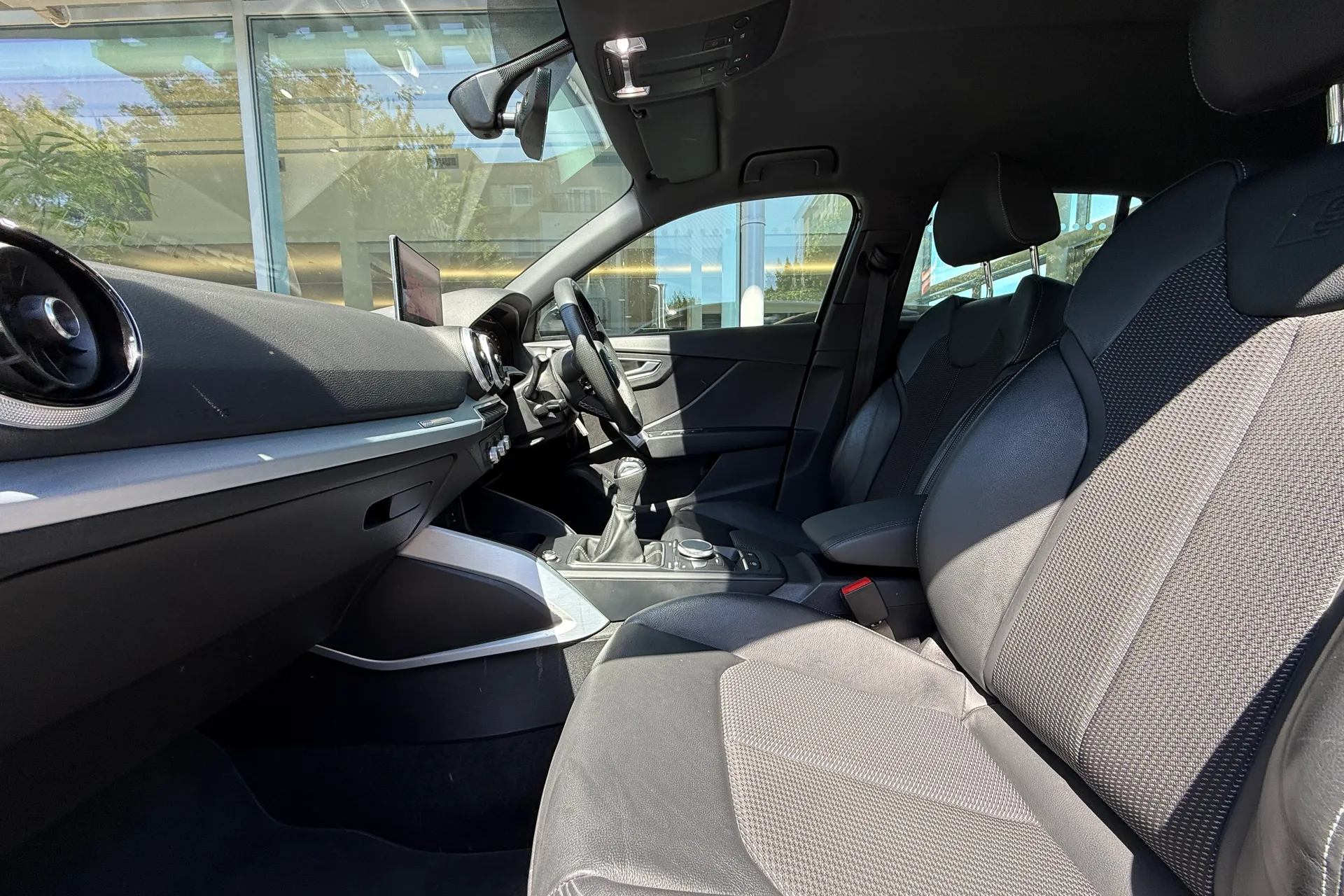 Audi Q2 thumbnail image number 51
