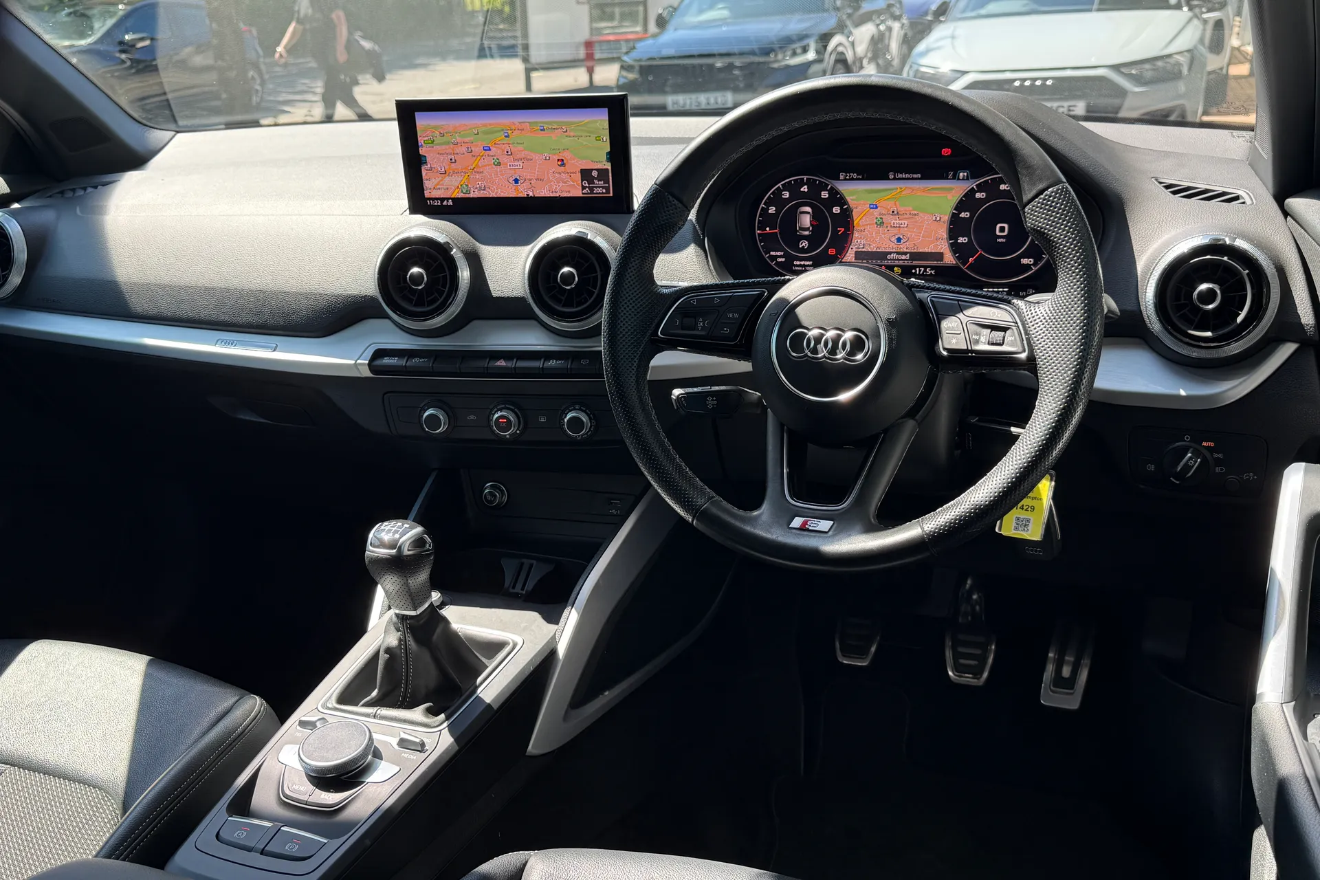 Audi Q2 thumbnail image number 38