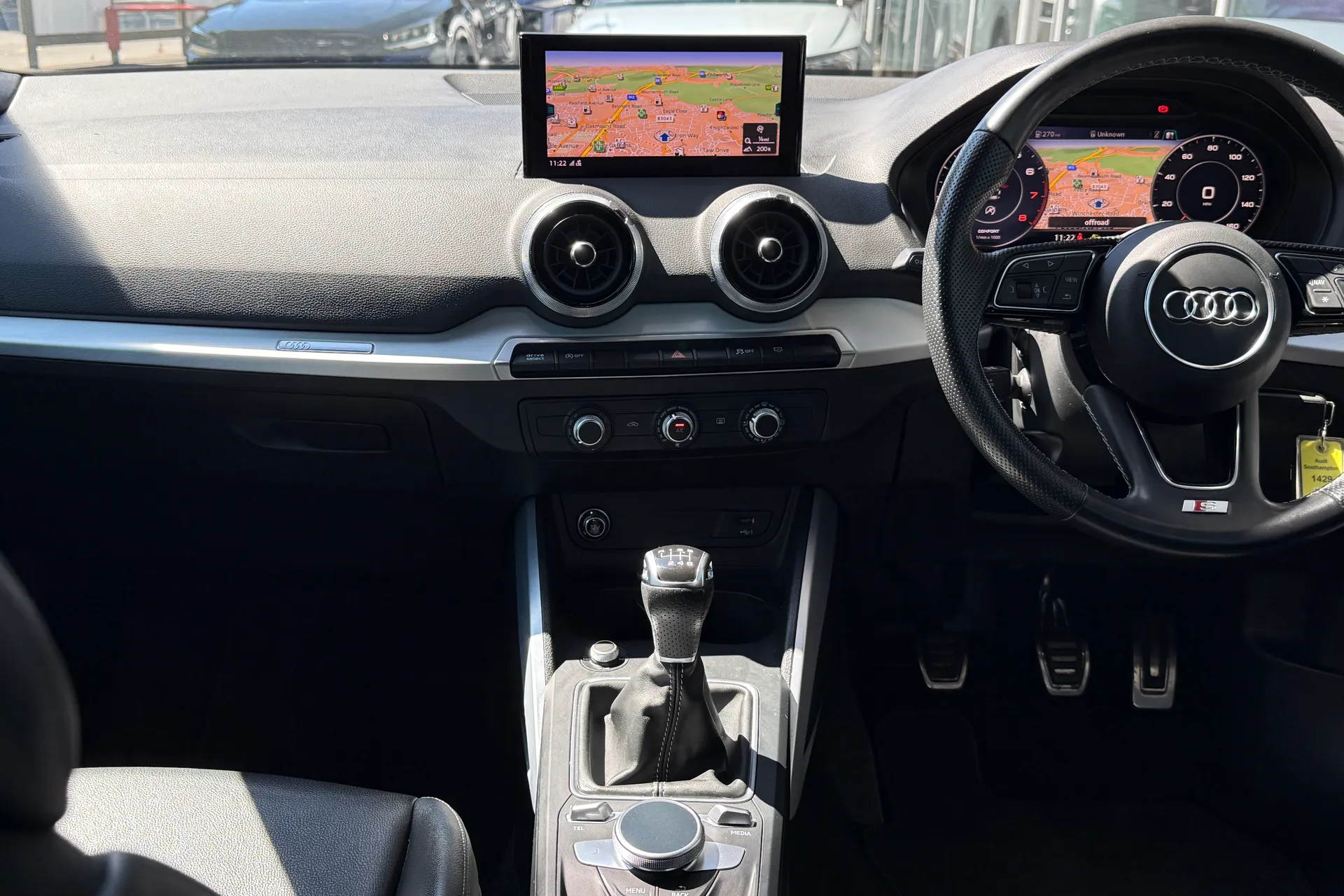 Audi Q2 thumbnail image number 41