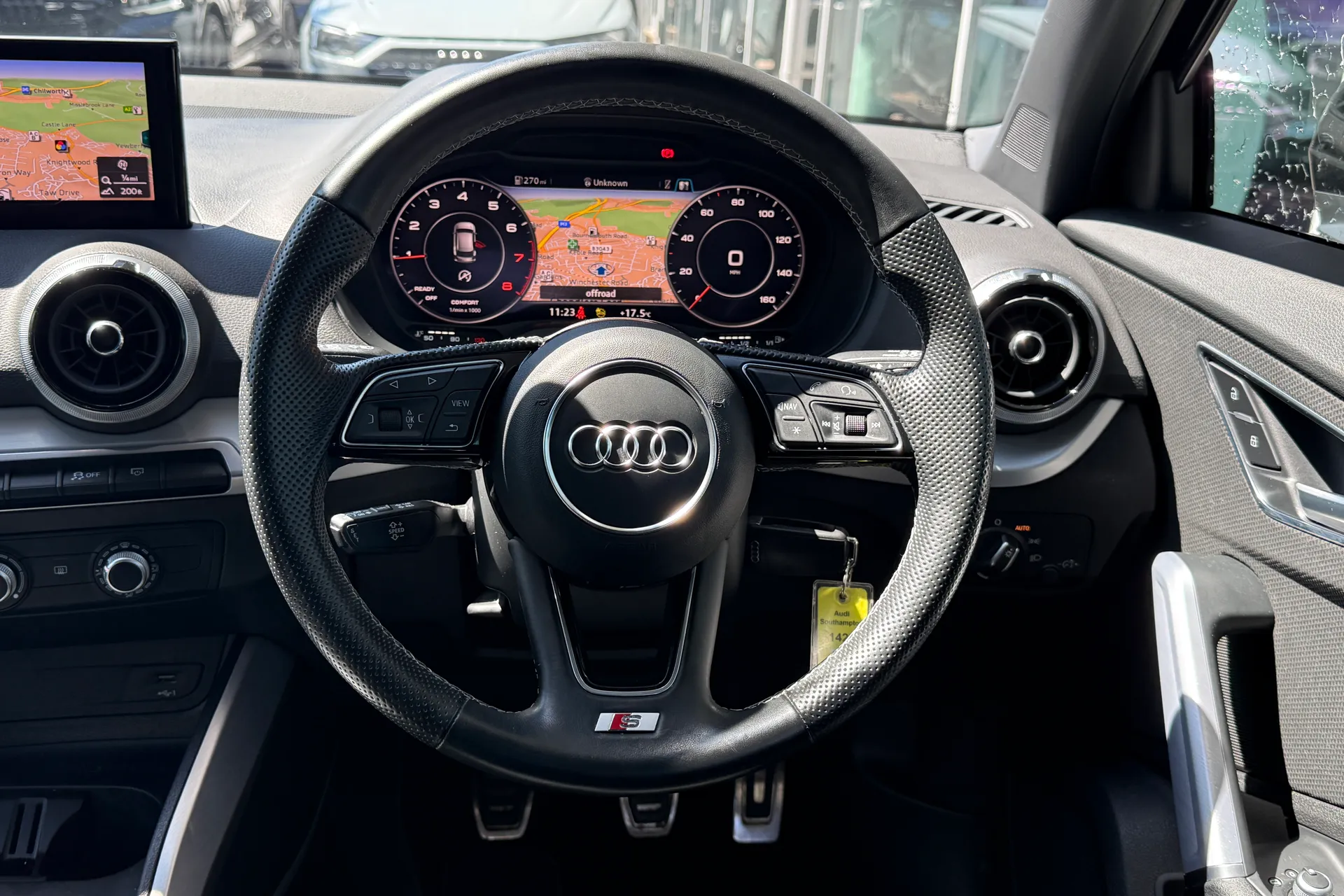 Audi Q2 thumbnail image number 42