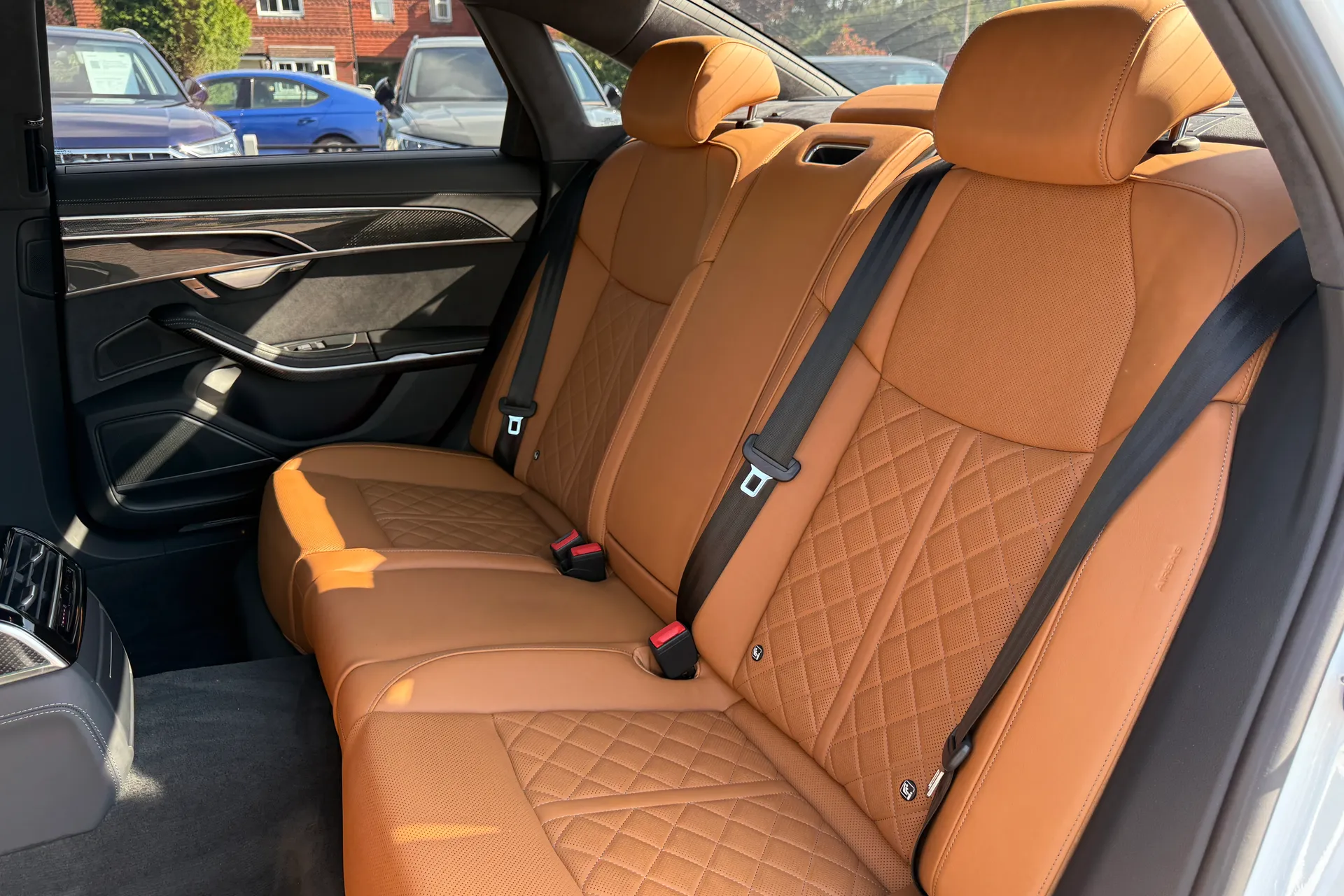 Audi A8 thumbnail image number 55