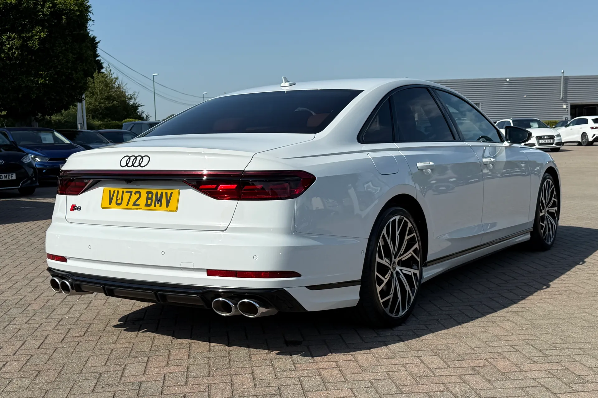 Audi A8 thumbnail image number 43