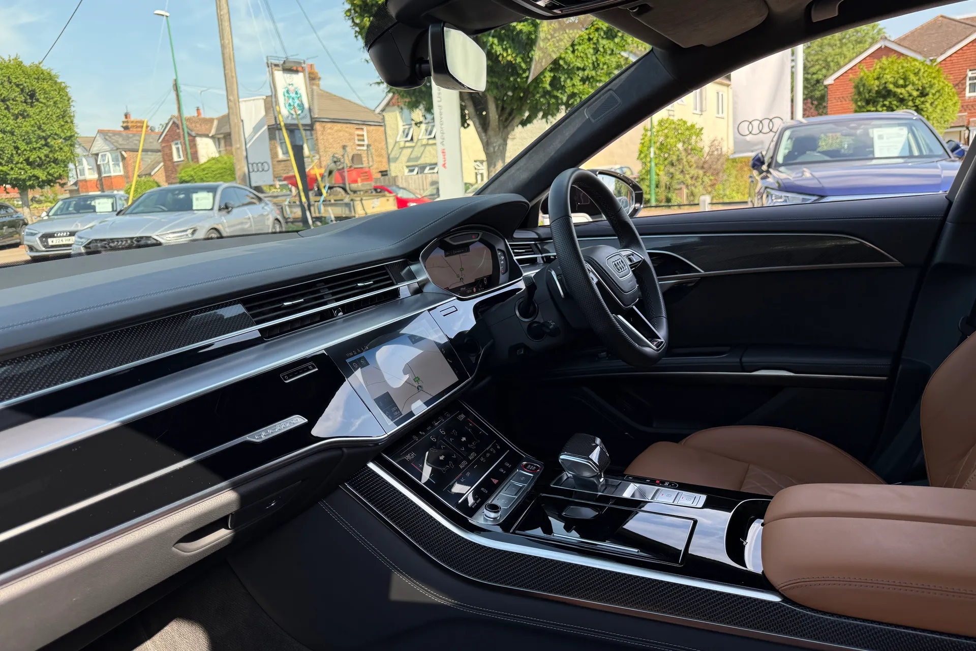 Audi A8 thumbnail image number 37