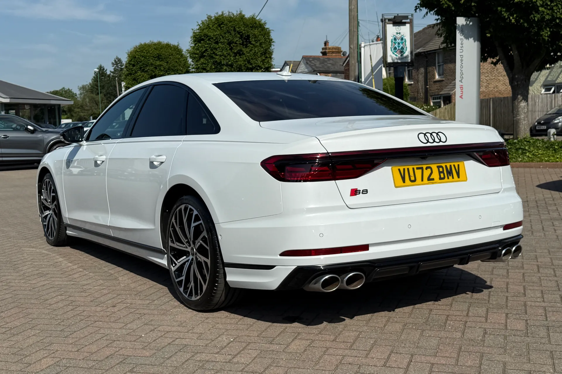 Audi A8 thumbnail image number 45