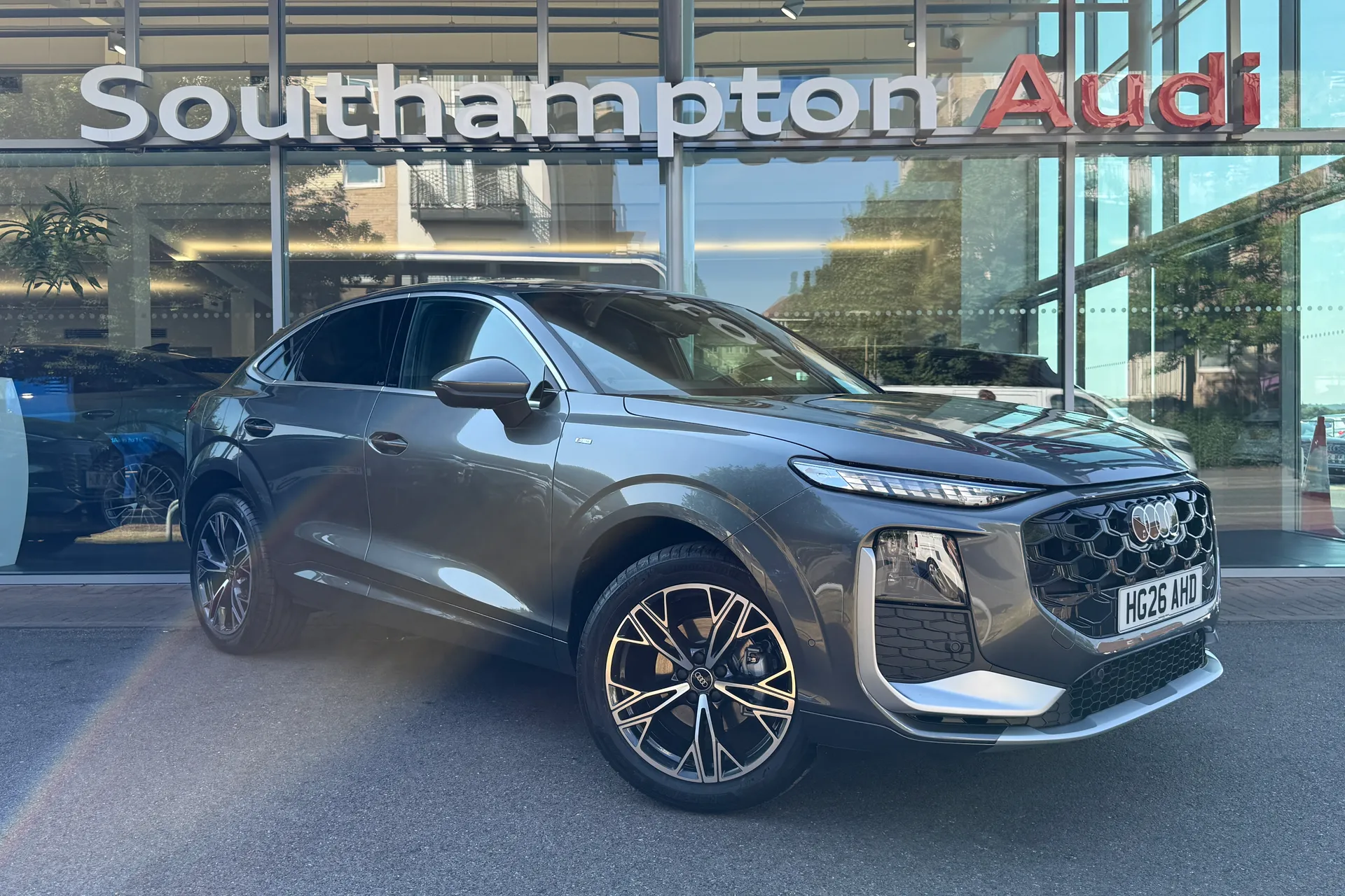 Audi Q3 focused image