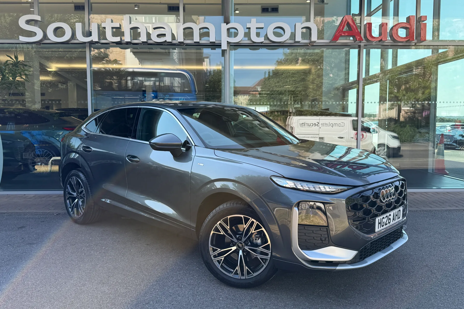 Audi Q3 thumbnail image number 51
