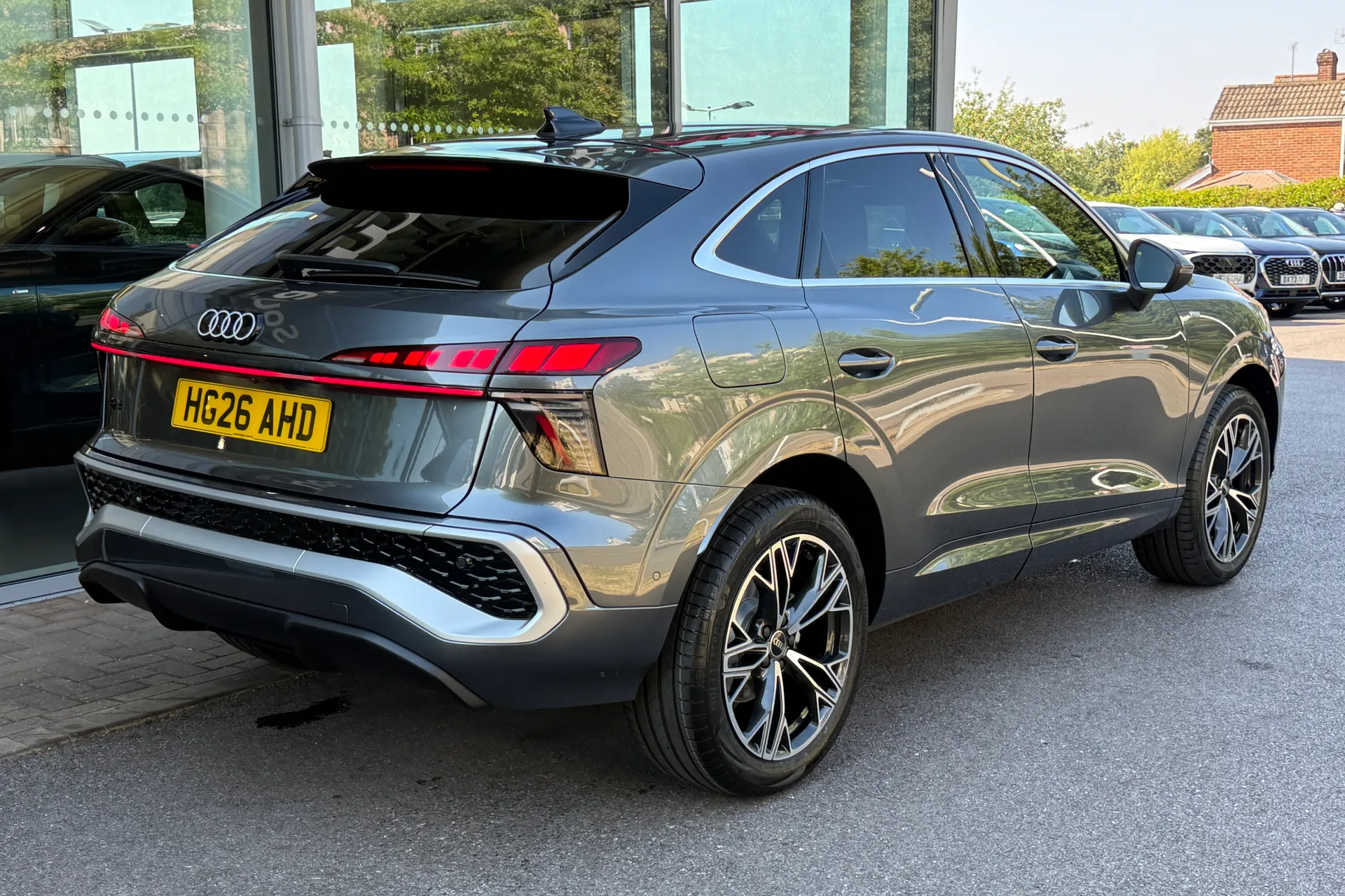 Audi Q3 thumbnail image number 49