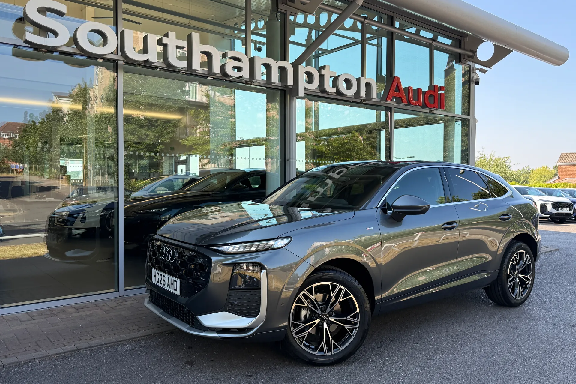 Audi Q3 thumbnail image number 48