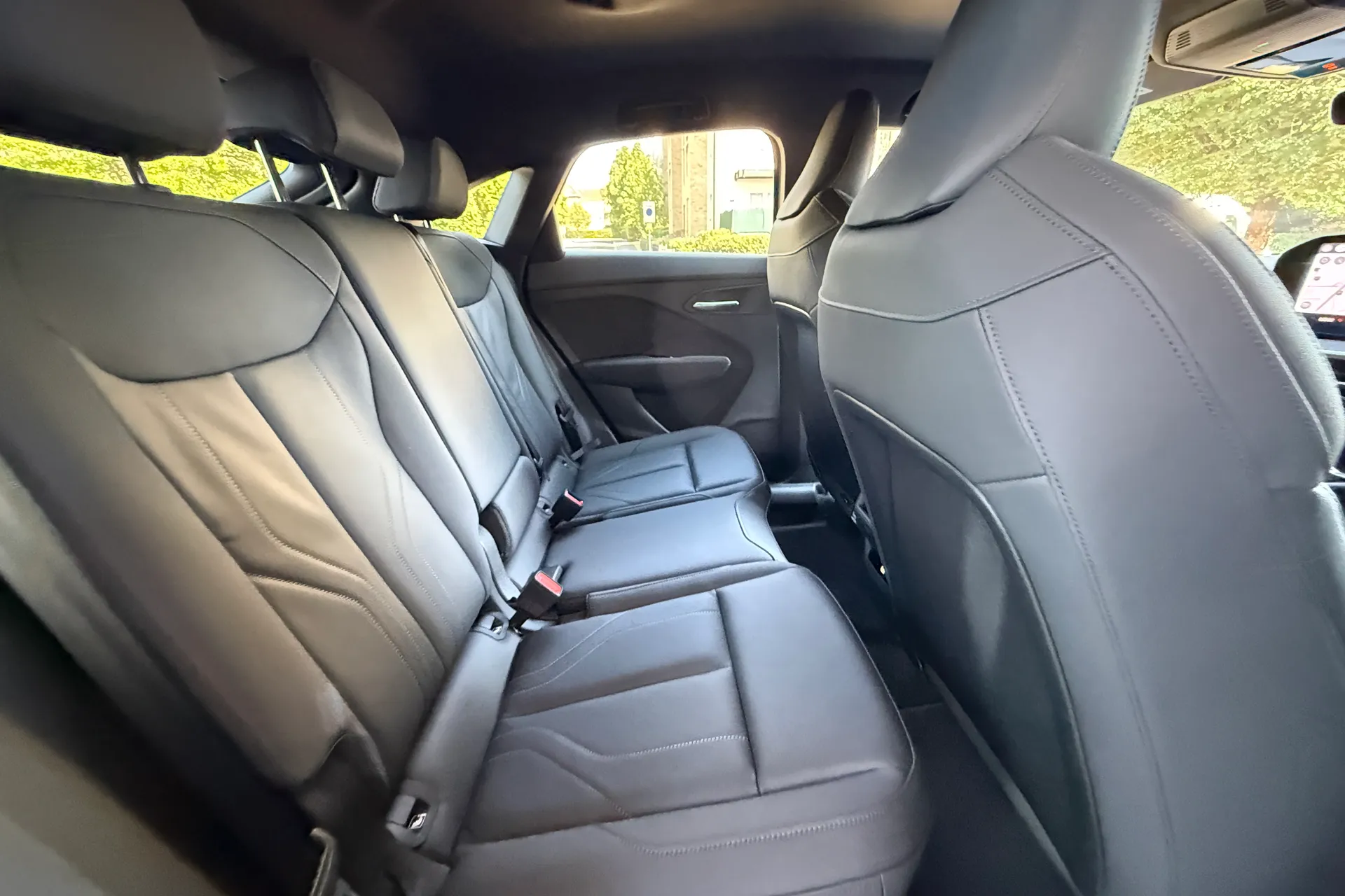 Audi Q3 thumbnail image number 30