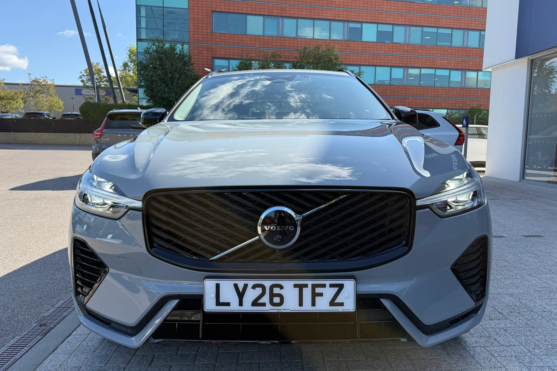 Volvo XC60 thumbnail image number 14