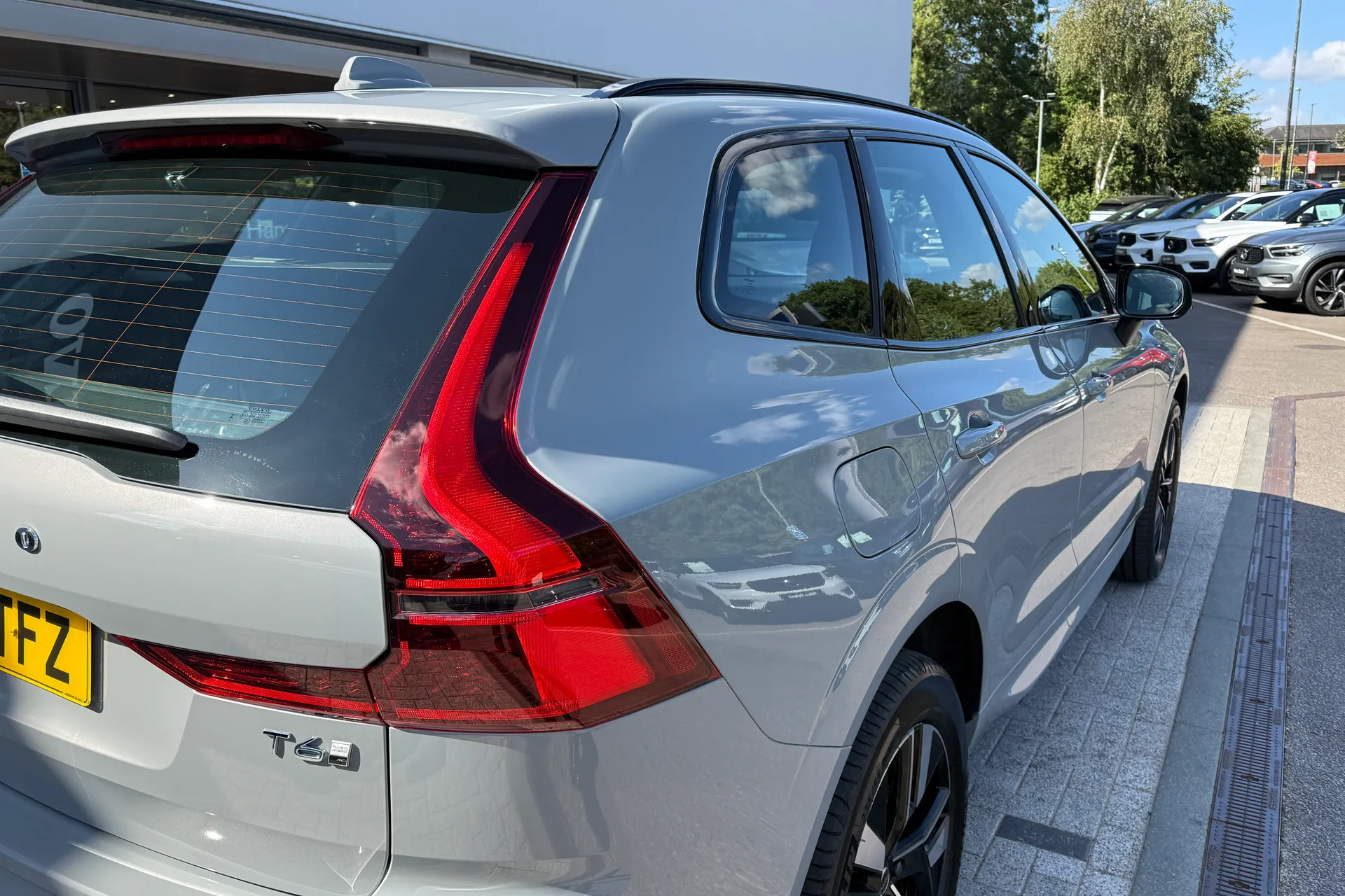 Volvo XC60 thumbnail image number 18