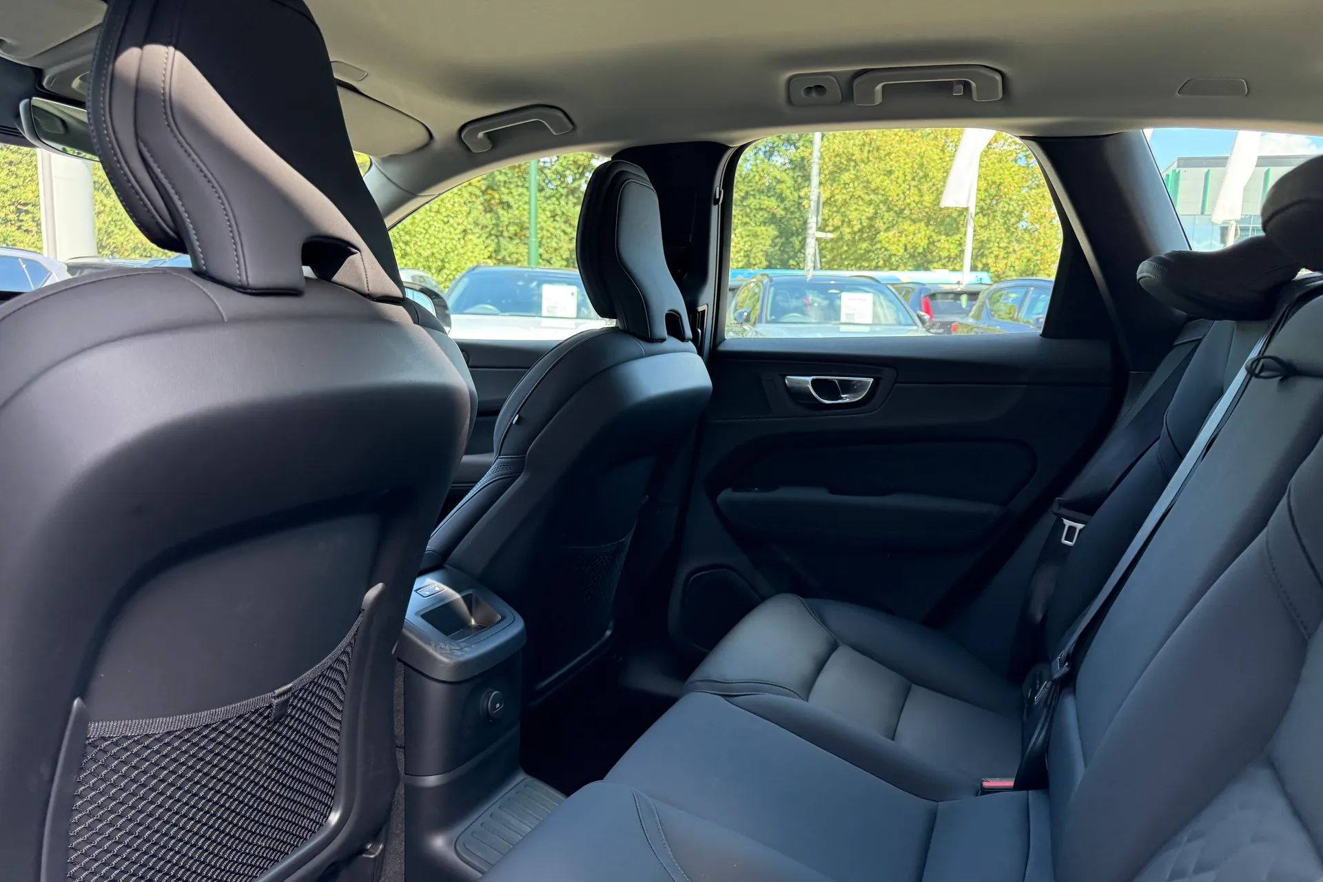 Volvo XC60 thumbnail image number 29