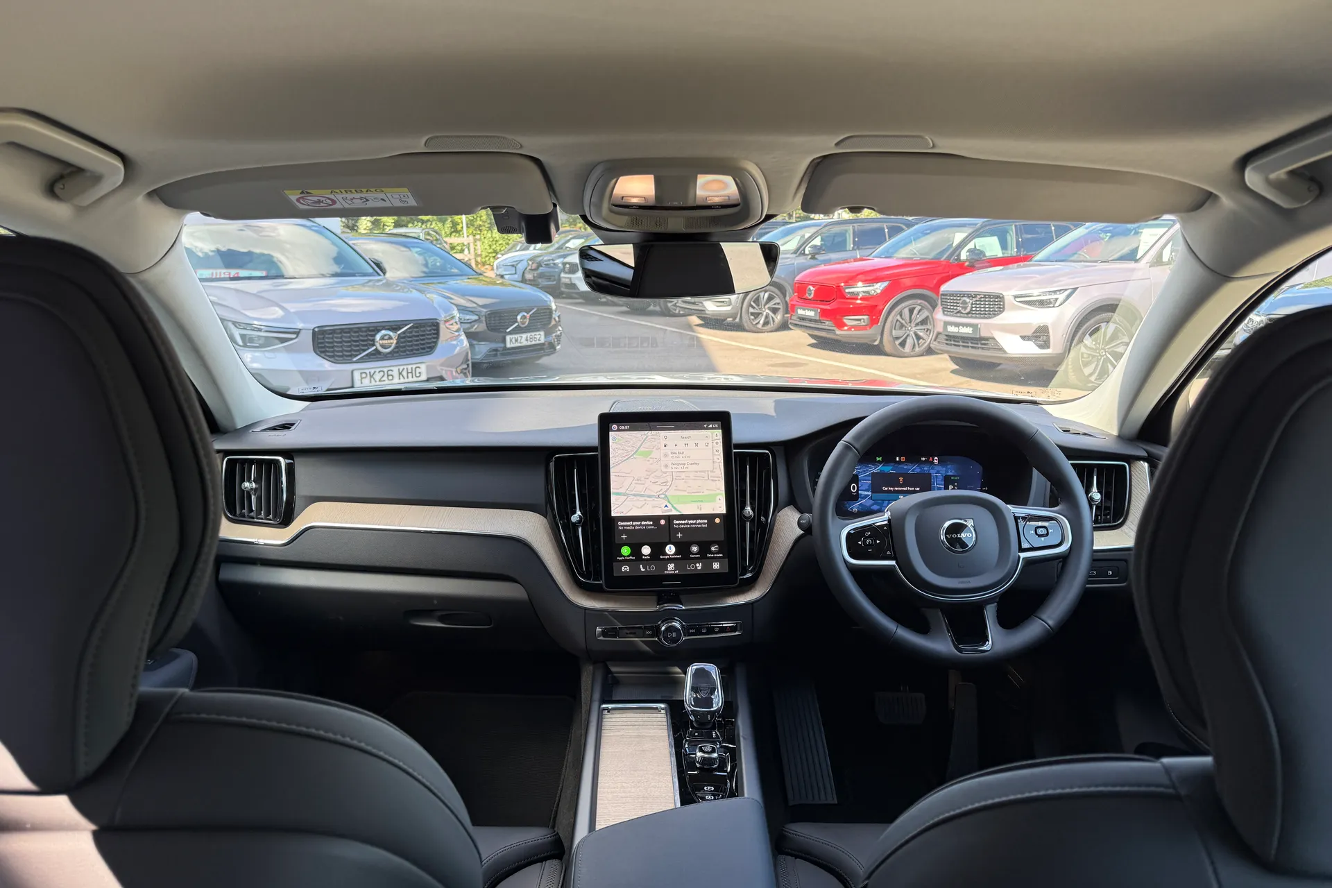 Volvo XC60 thumbnail image number 3