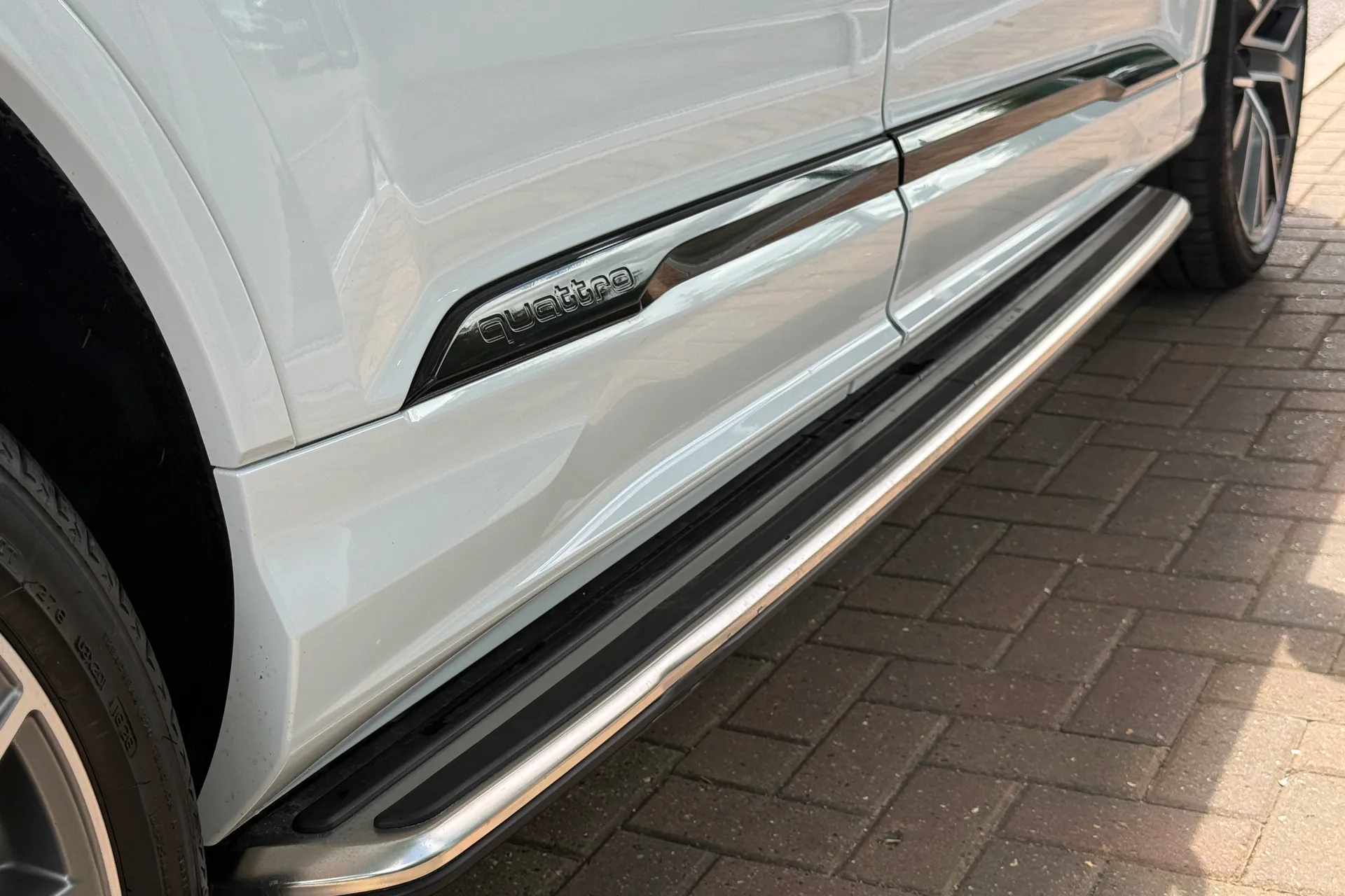 Audi Q7 thumbnail image number 48