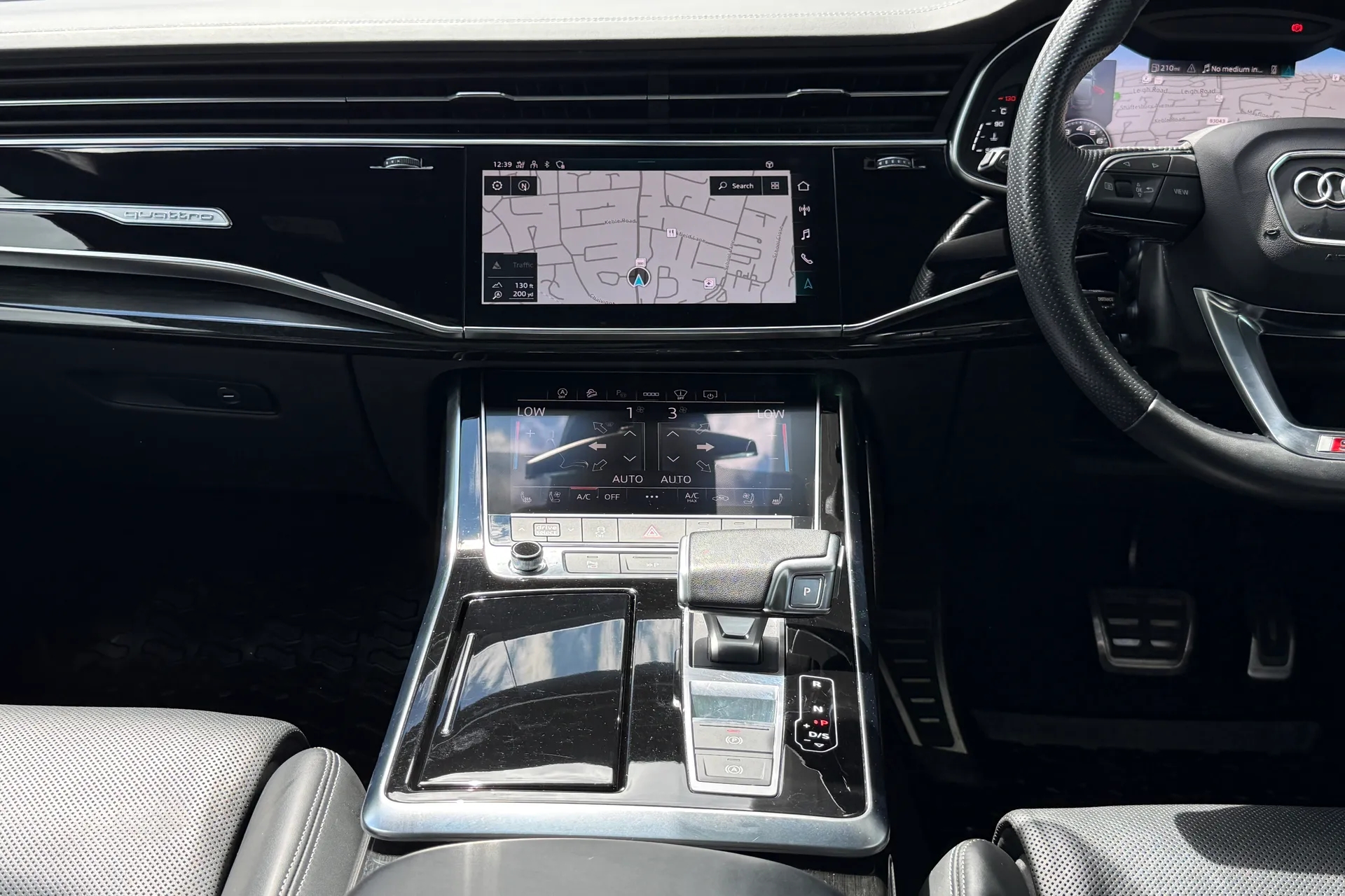 Audi Q7 thumbnail image number 44