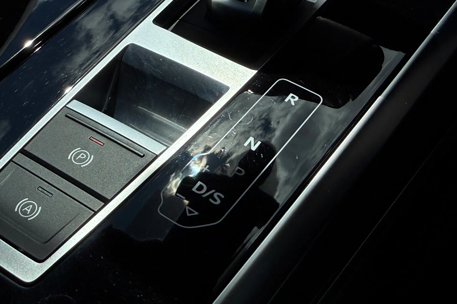 Audi Q7 thumbnail image number 28