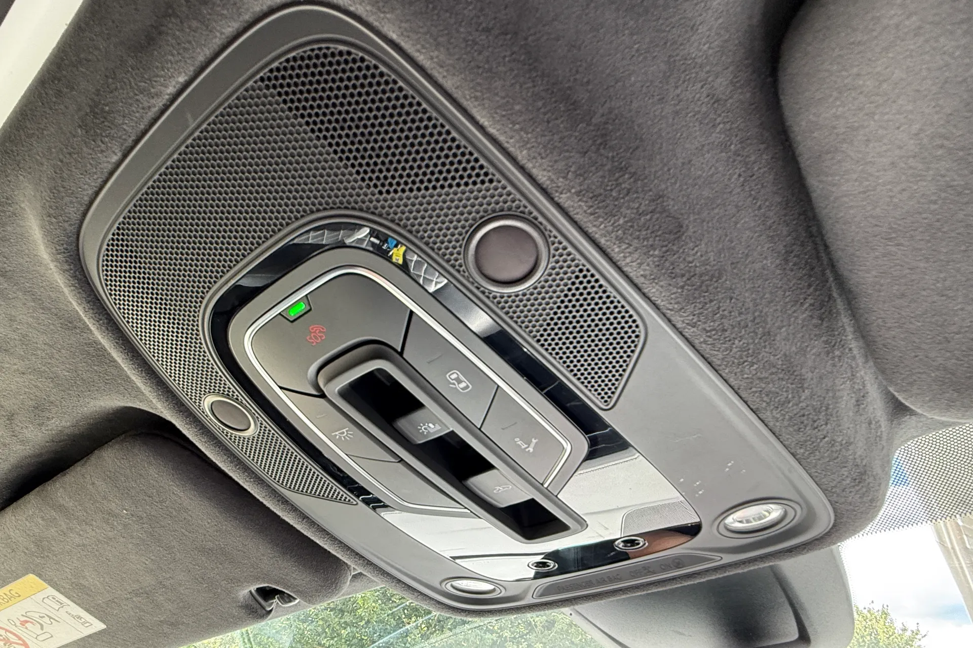 Audi Q7 thumbnail image number 32