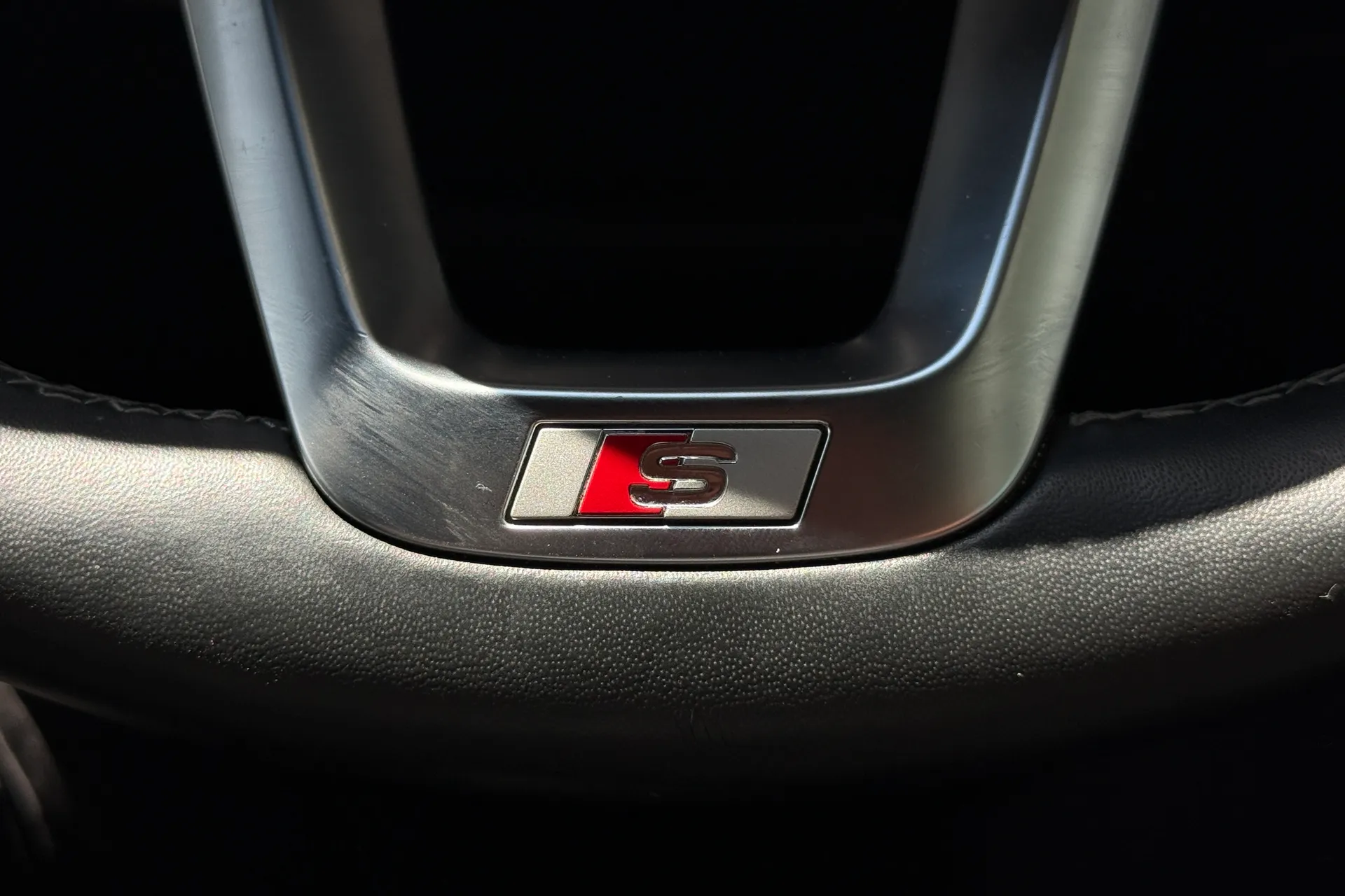 Audi Q7 thumbnail image number 17