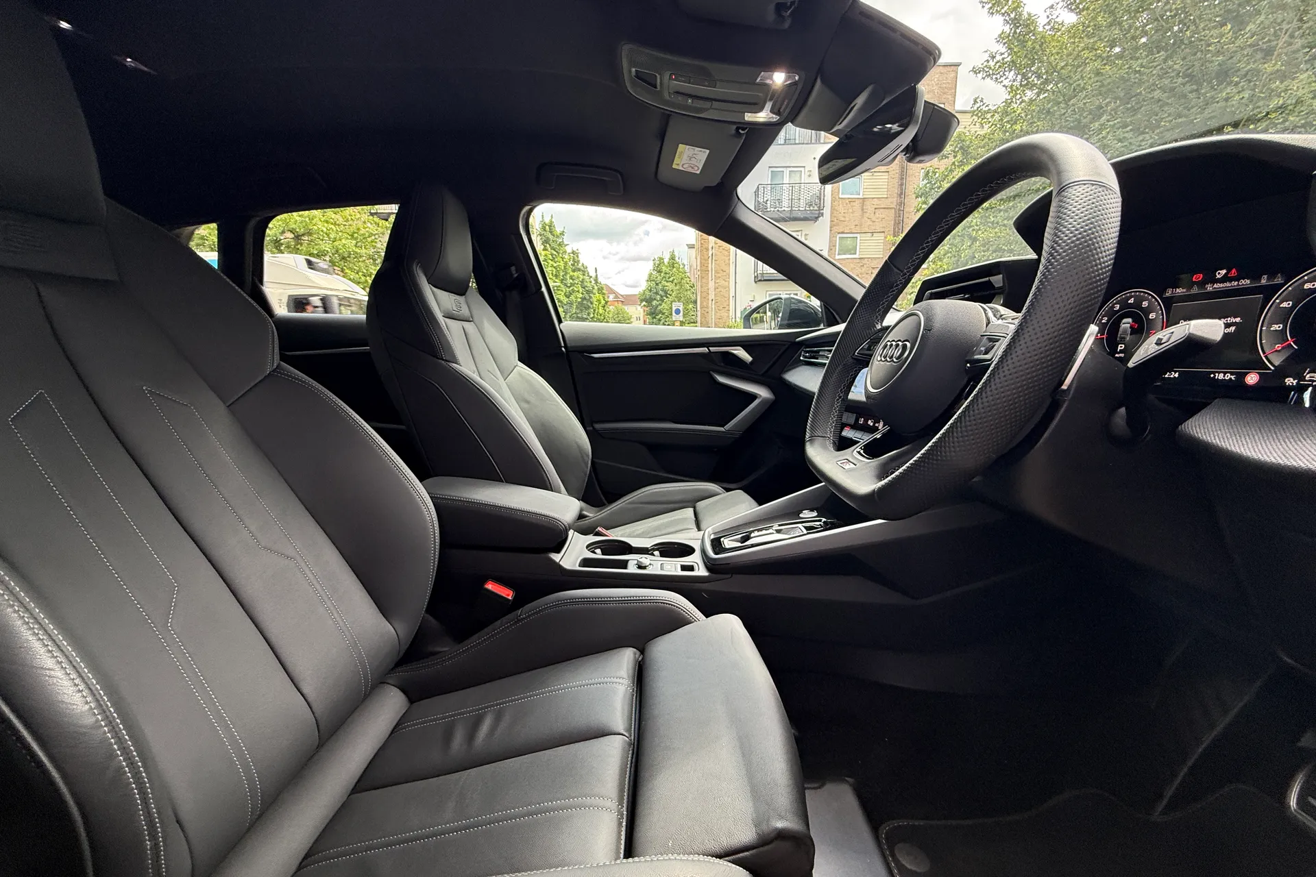 Audi A3 thumbnail image number 35