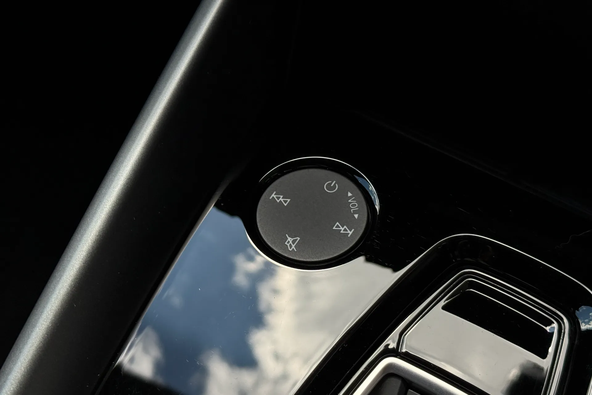 Audi A3 thumbnail image number 28