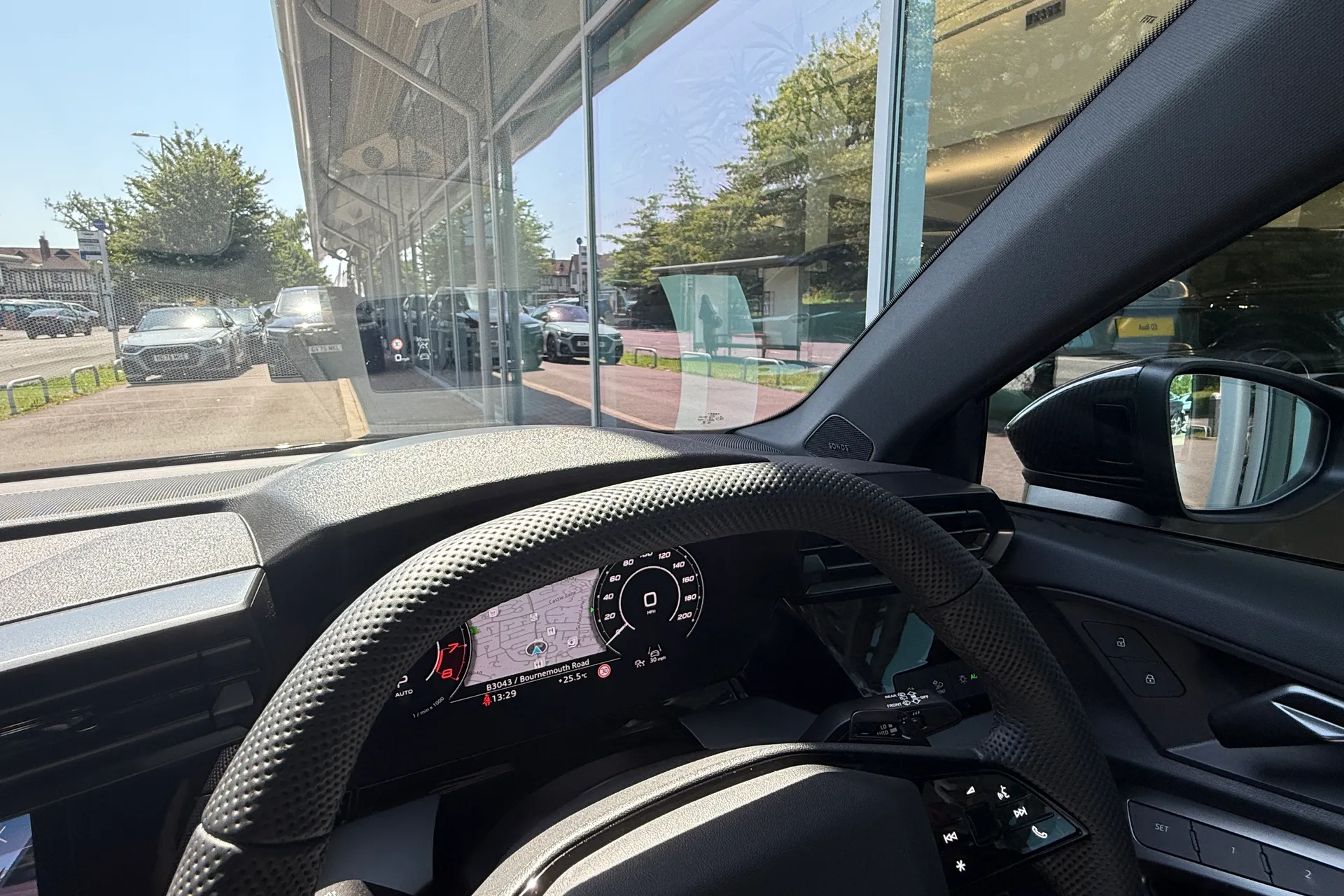 Audi RS3 thumbnail image number 34
