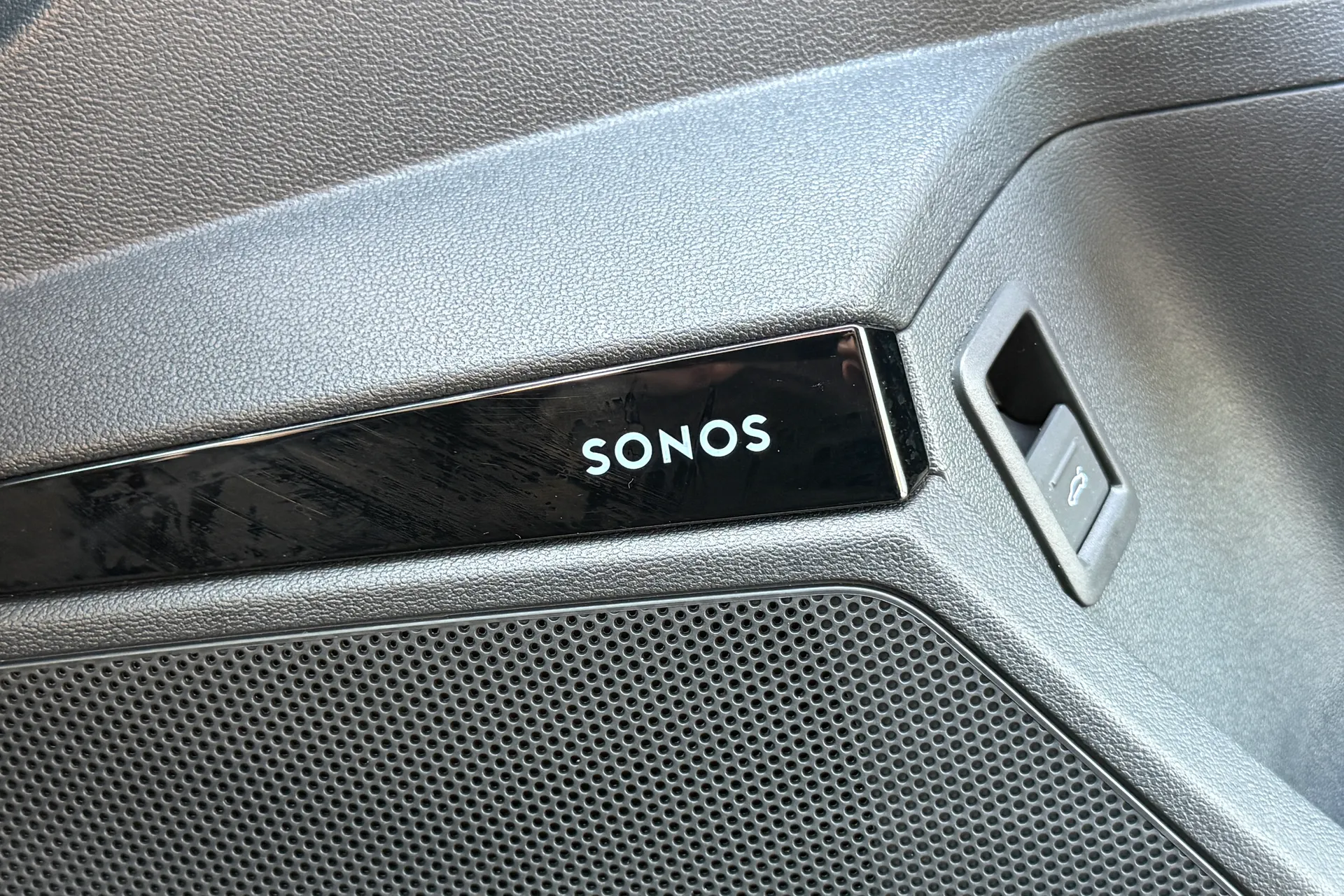 Audi RS3 thumbnail image number 6