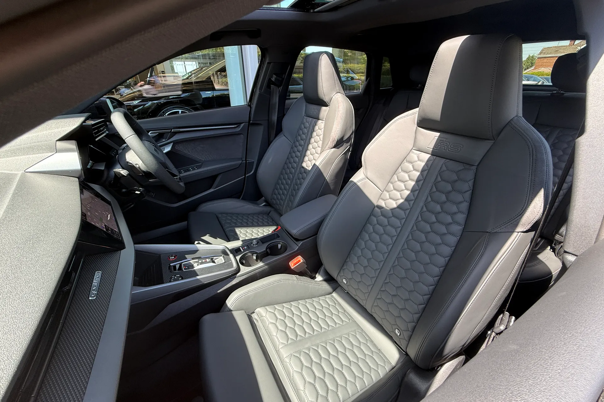 Audi RS3 thumbnail image number 76