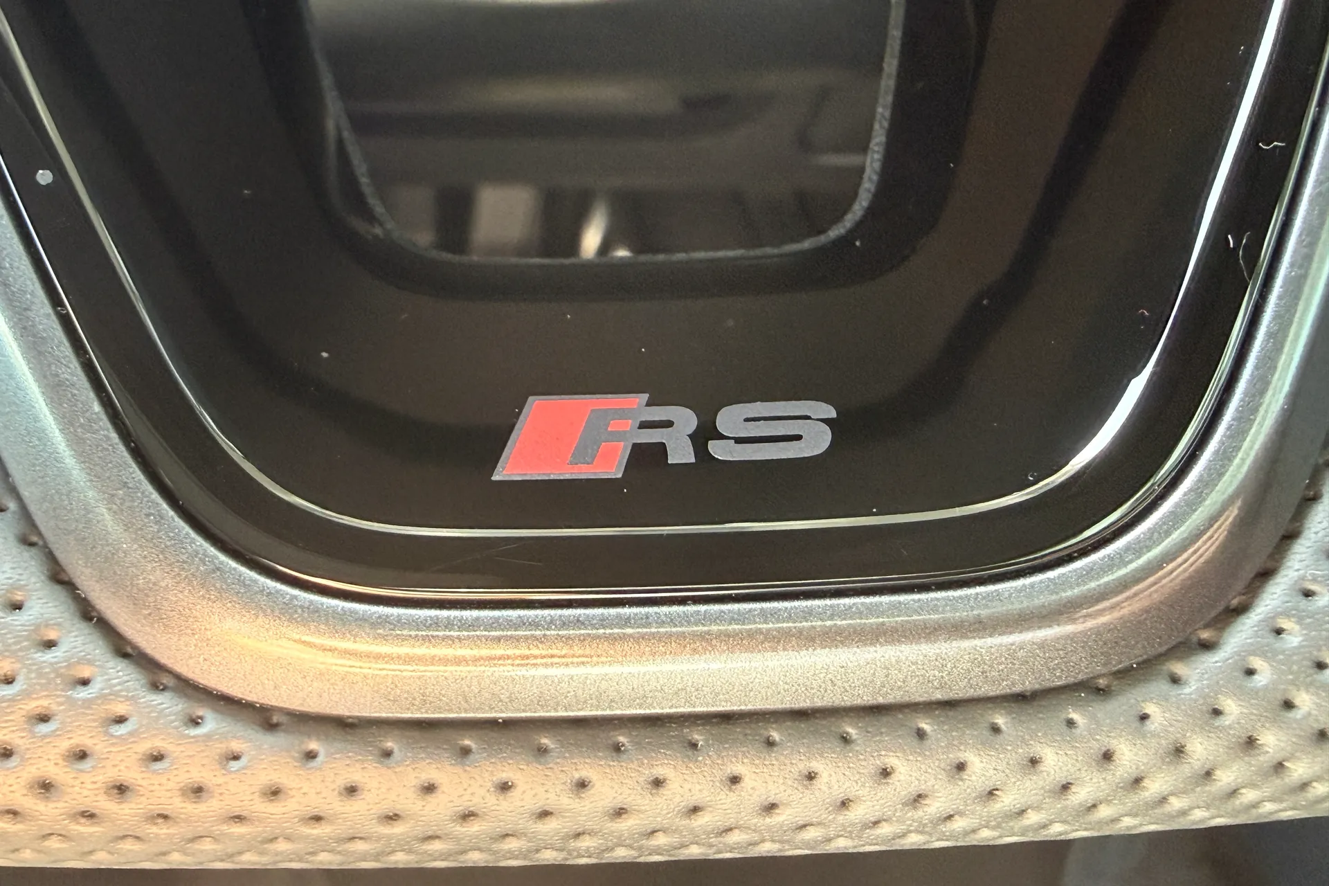 Audi RS3 thumbnail image number 36