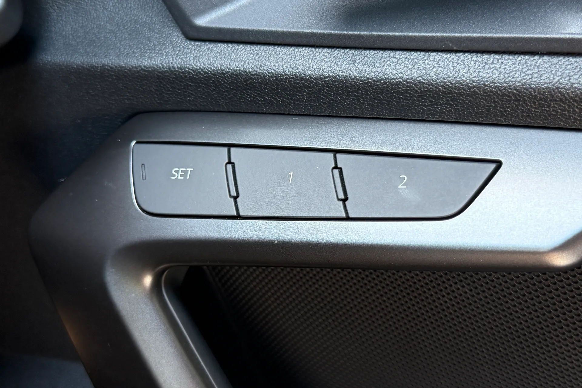 Audi RS3 thumbnail image number 42