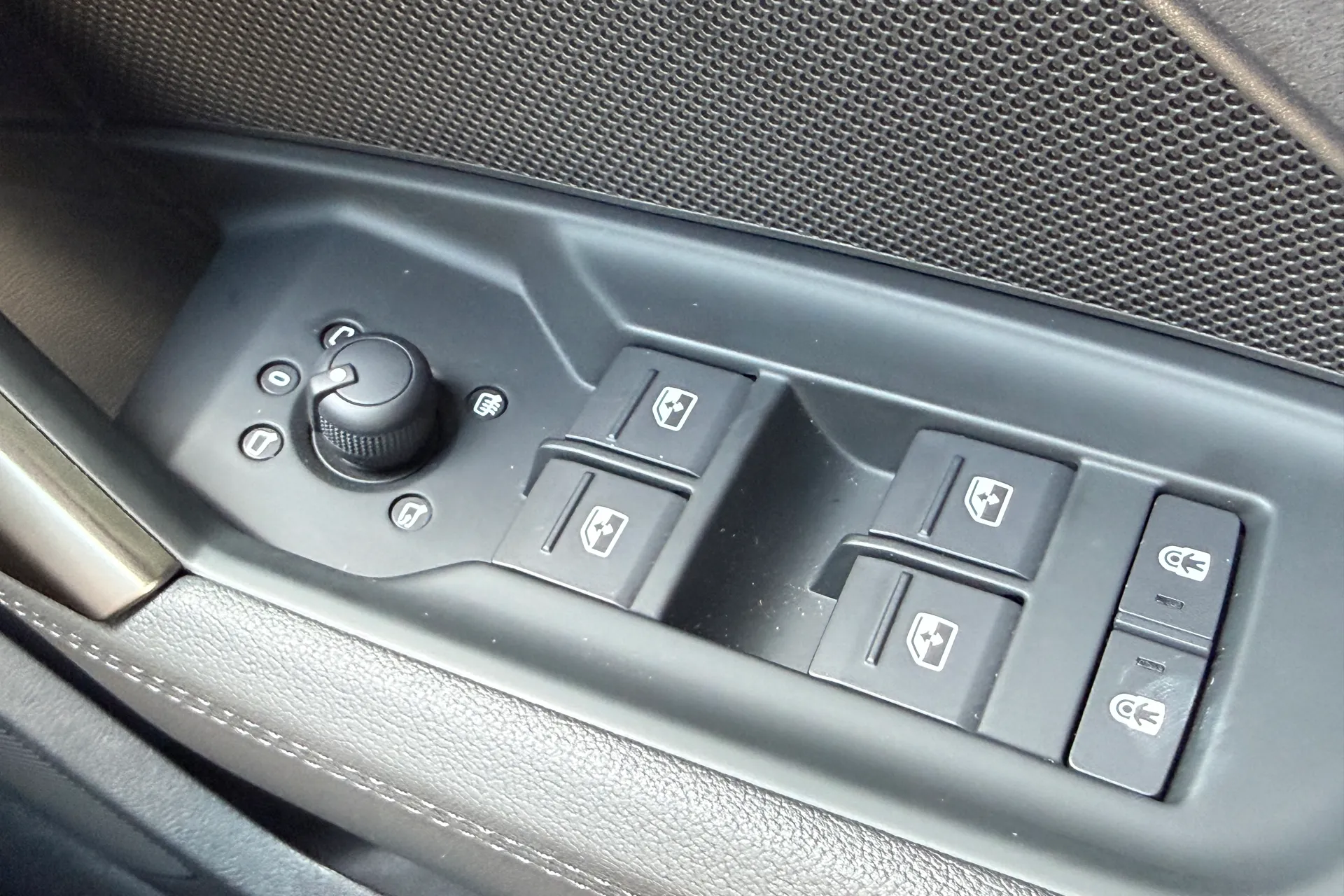 Audi RS3 thumbnail image number 45