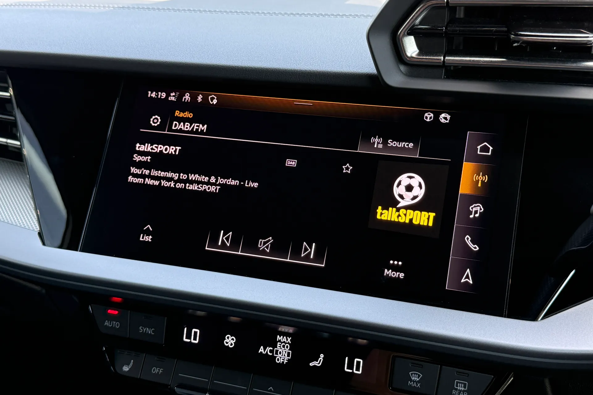 Audi A3 thumbnail image number 28