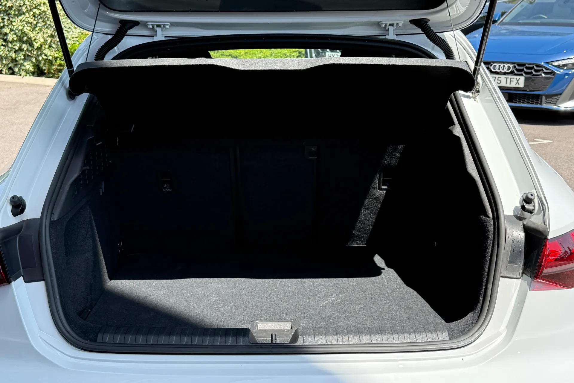 Audi A3 thumbnail image number 45