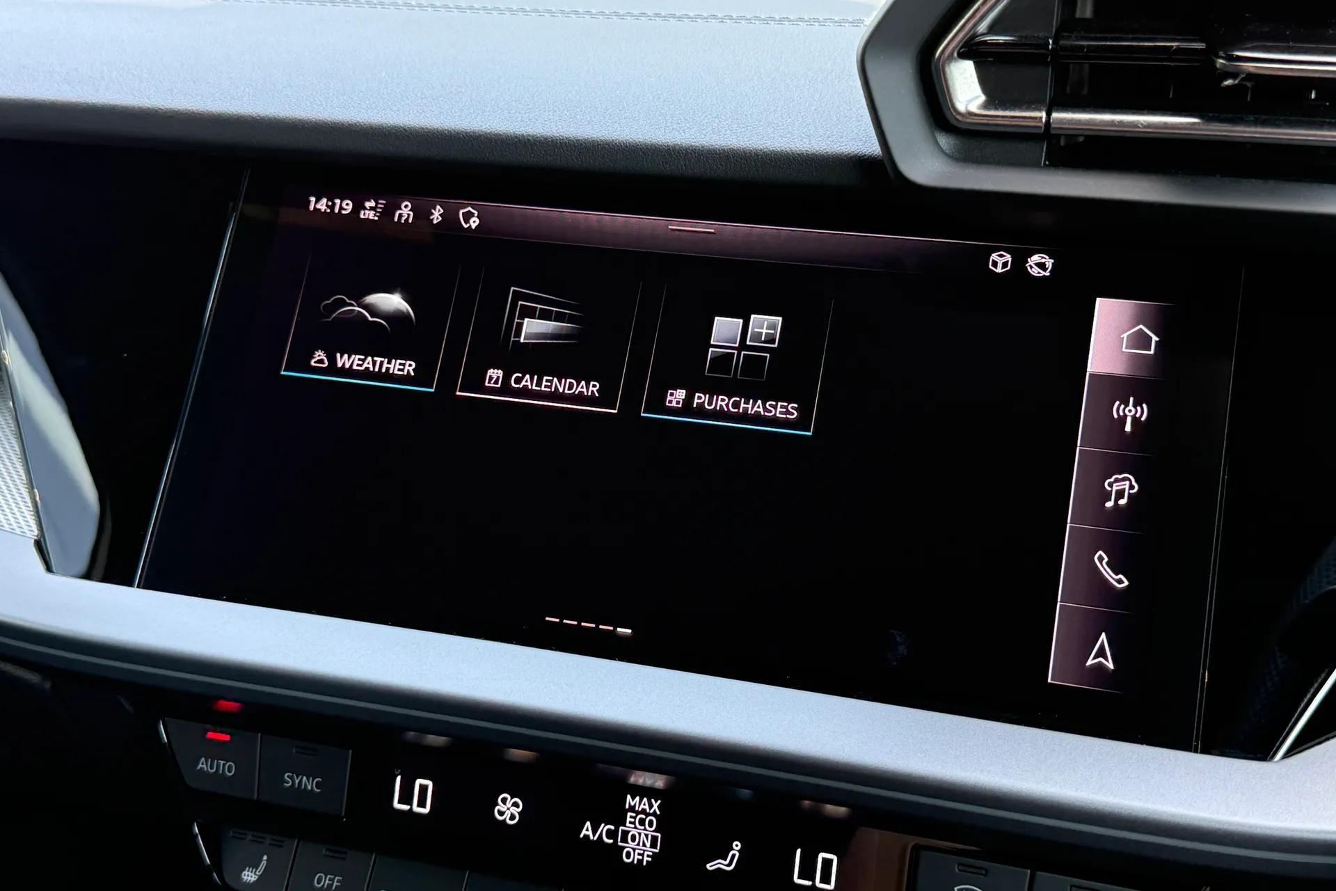 Audi A3 thumbnail image number 38