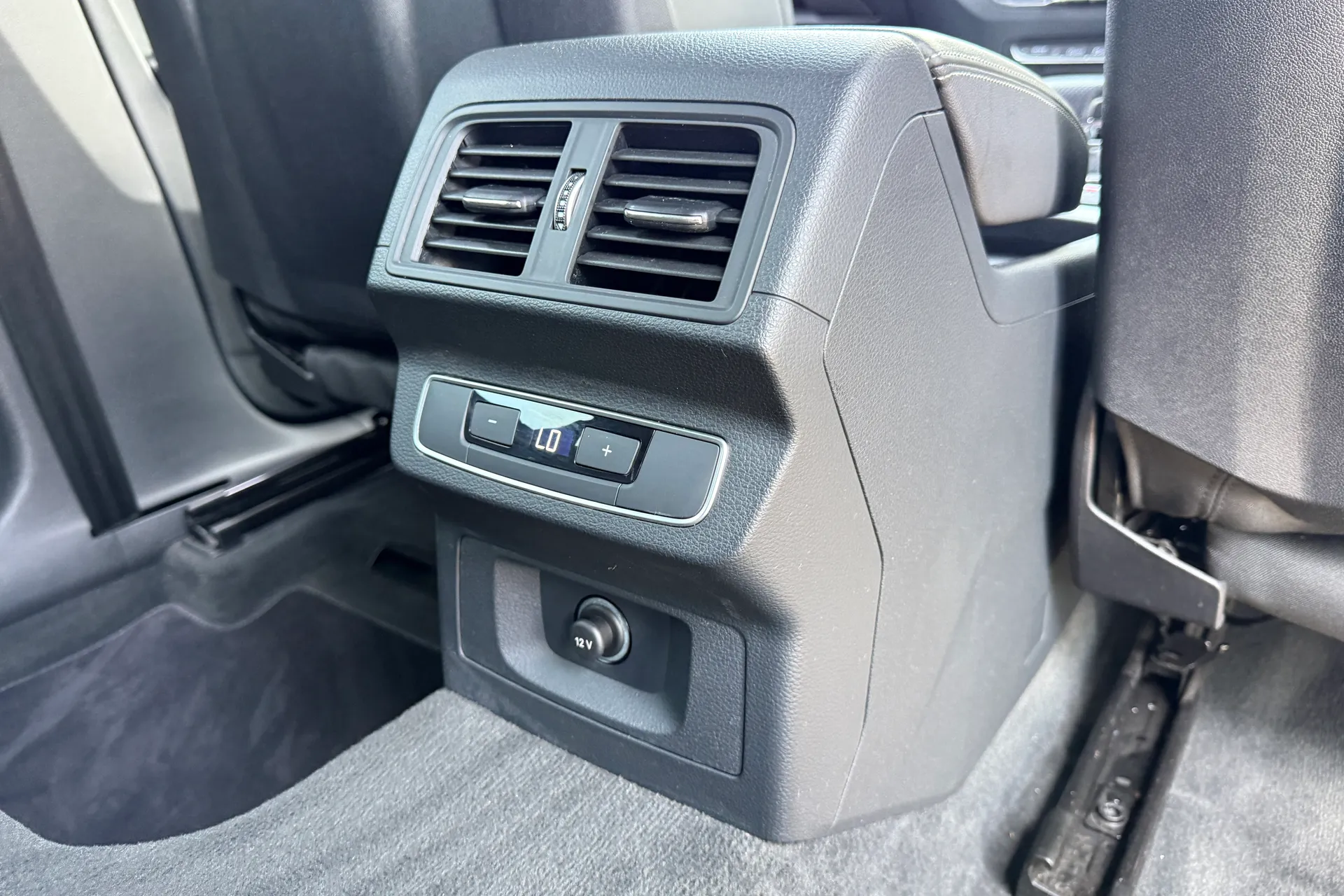 Audi Q5 thumbnail image number 50
