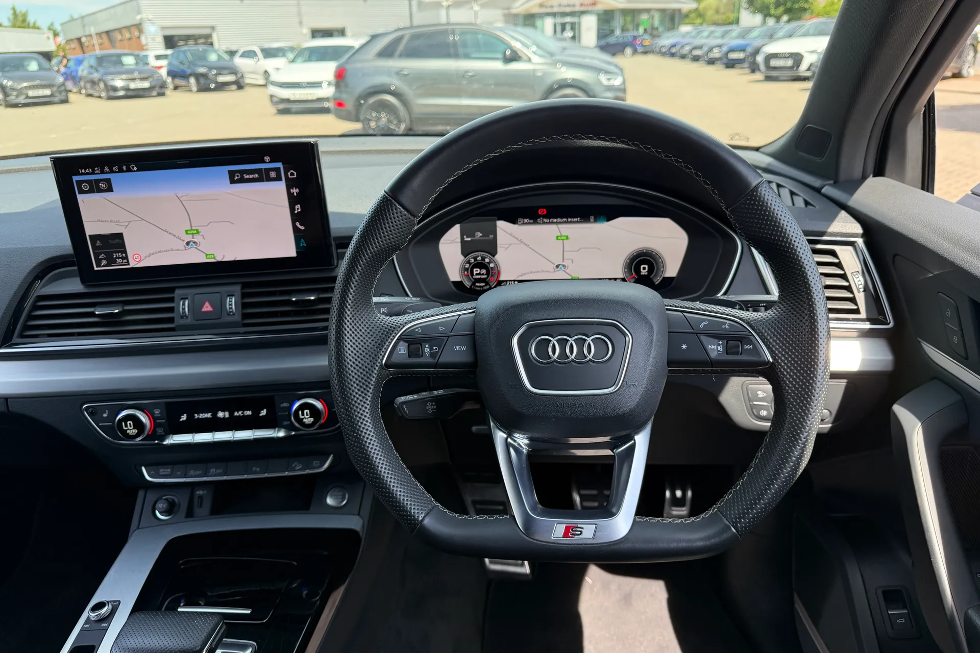 Audi Q5 thumbnail image number 6